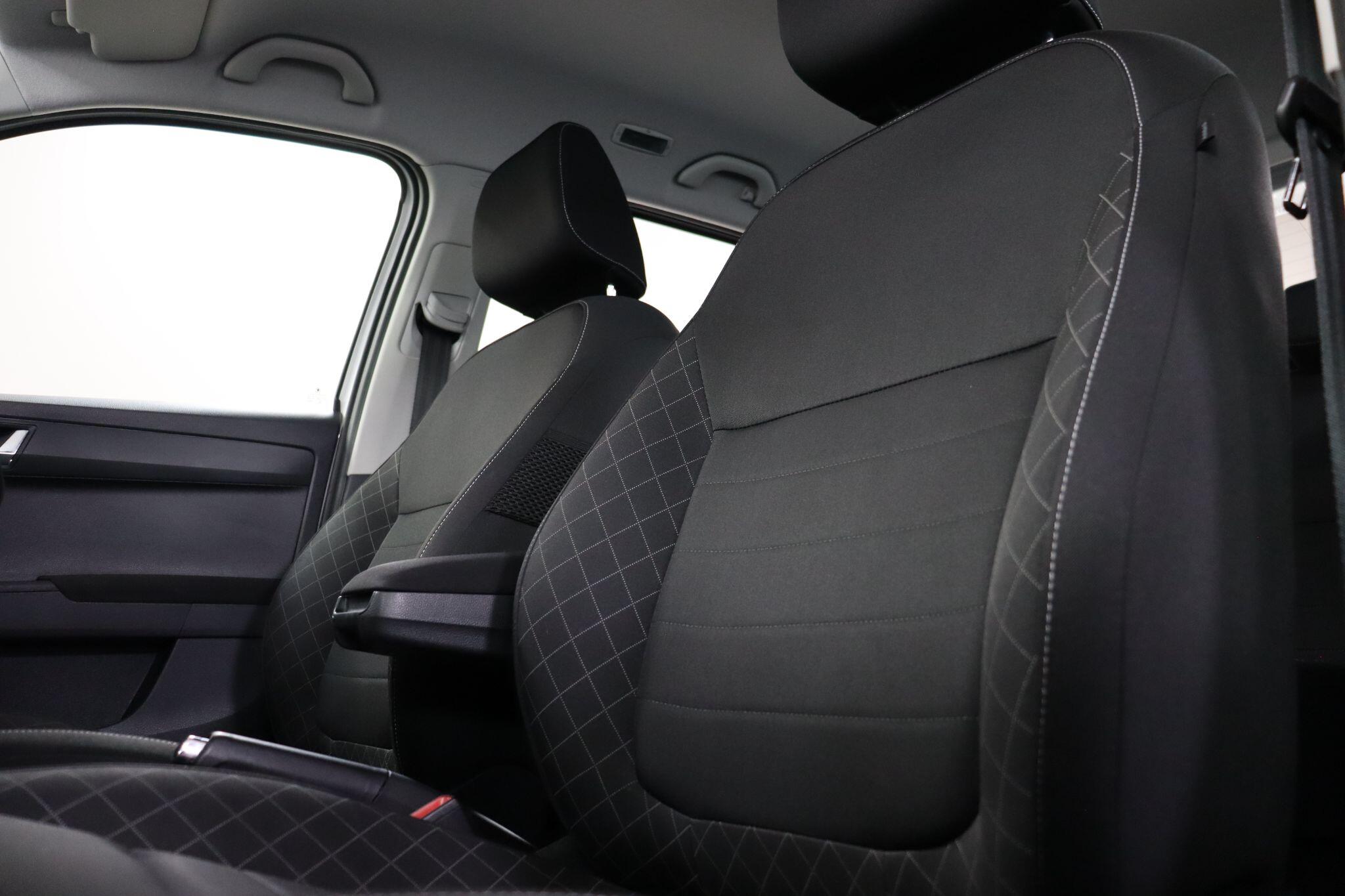 Skoda Fabia view 35