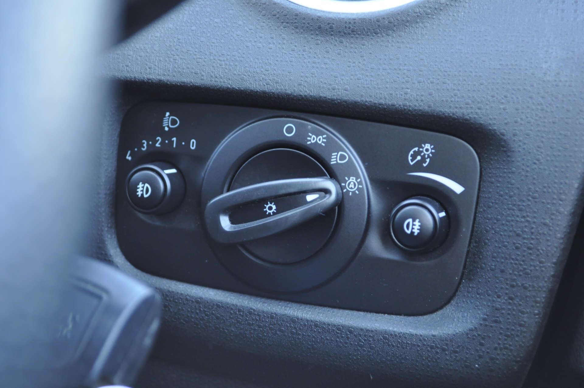 Ford Fiesta view 24