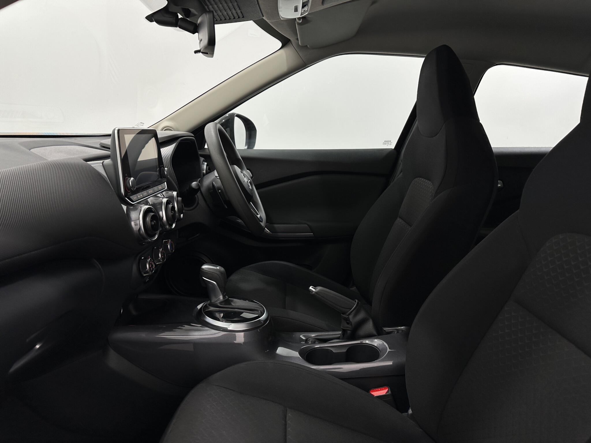 Nissan Juke view 32