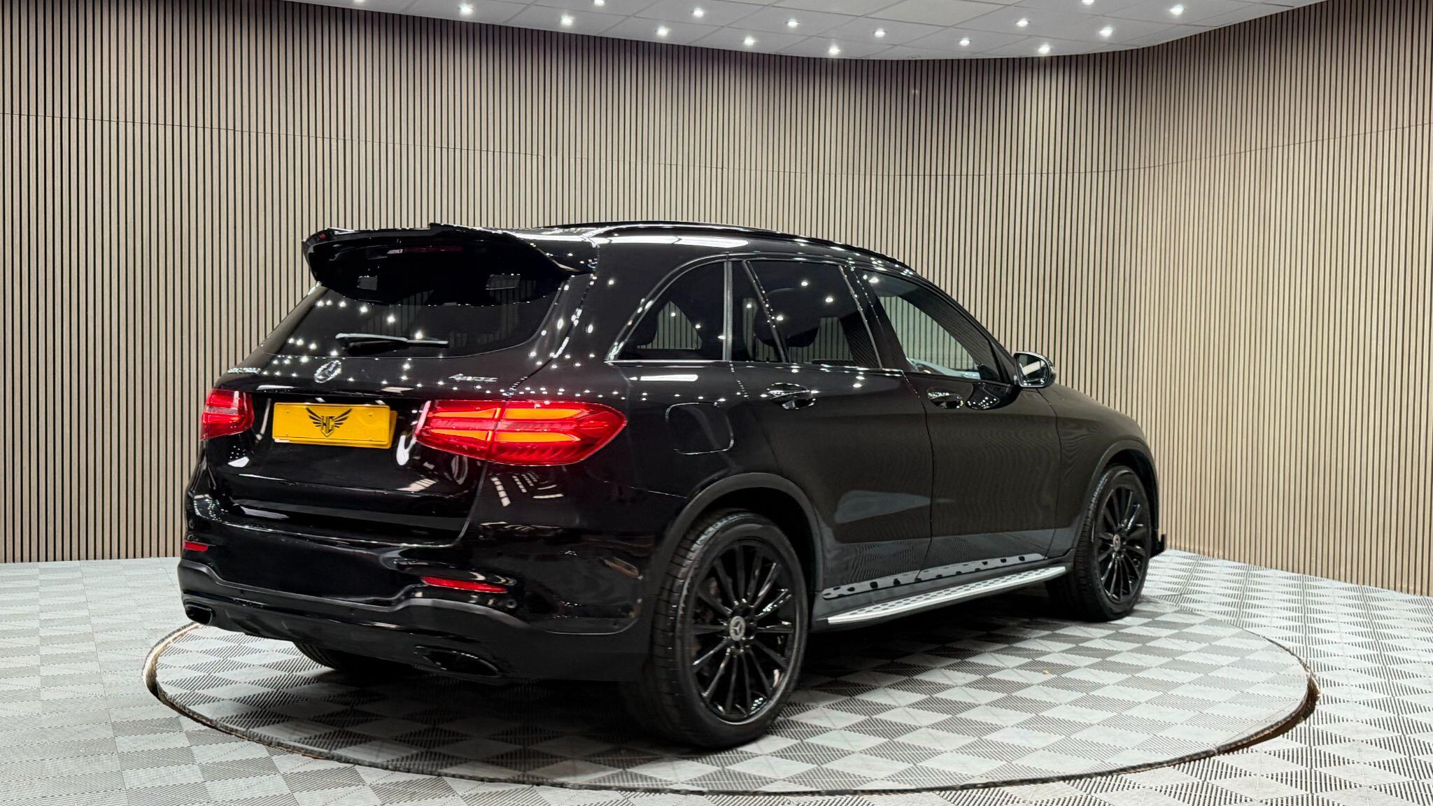 Mercedes-Benz GLC view 7