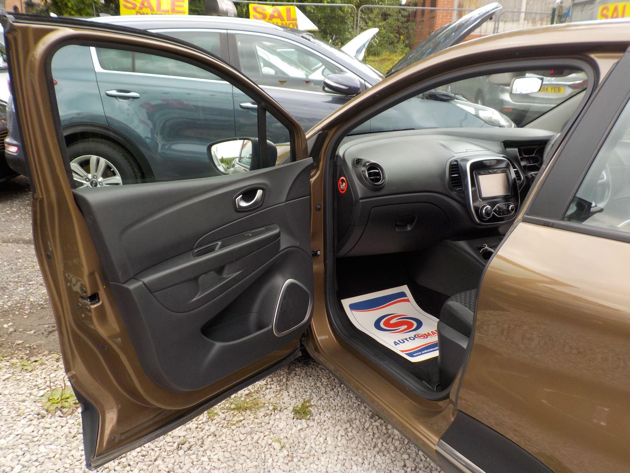 Renault Captur 0.9 TCe ENERGY Dynamique Nav Euro 6 (s/s) 5dr