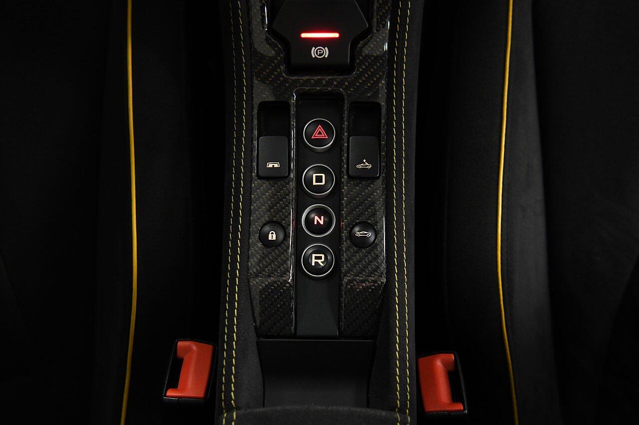 Mclaren 650s view 17