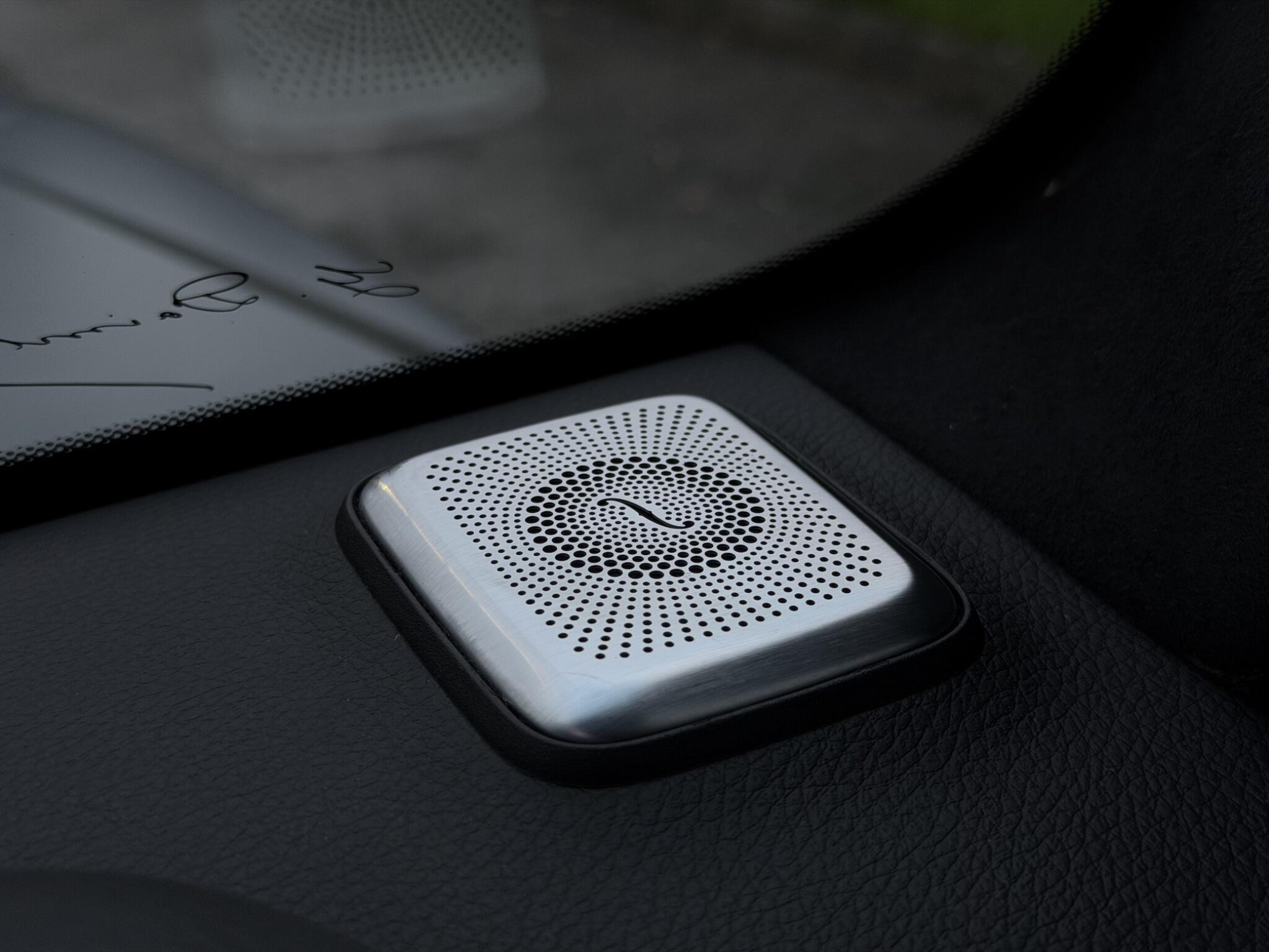 Mercedes-Benz G-Class view 26