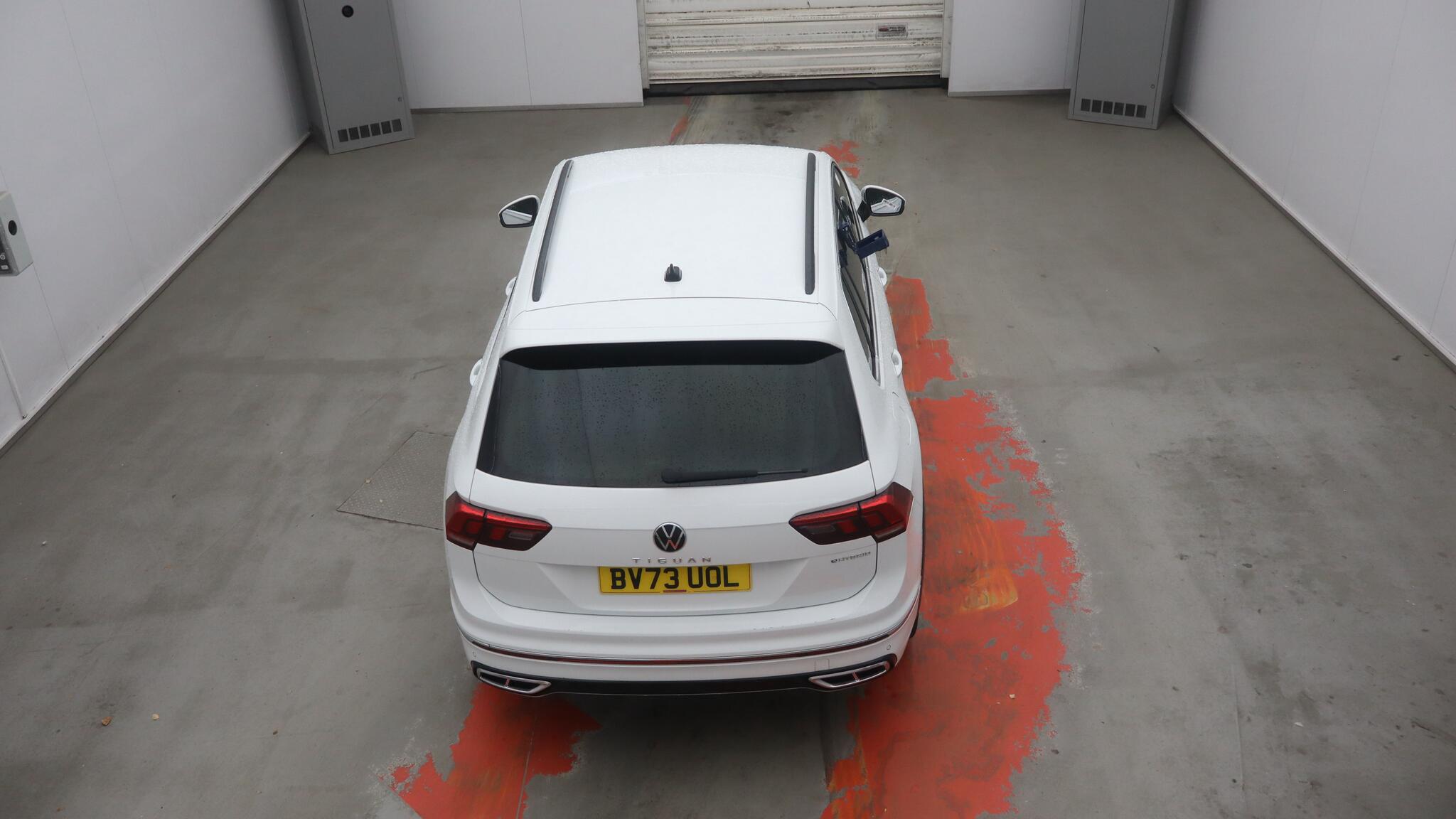Volkswagen Tiguan view 8