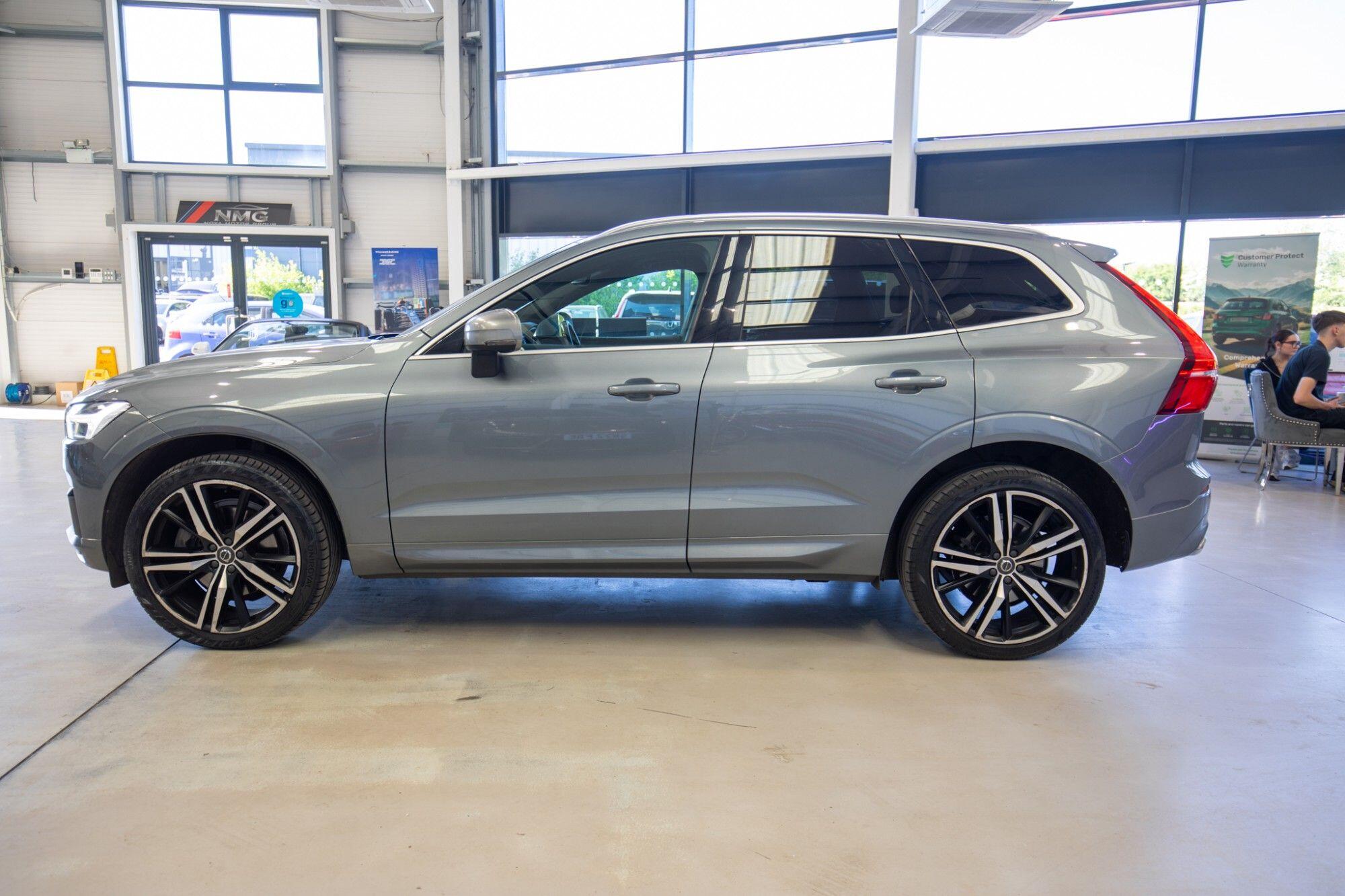Volvo XC60 view 12