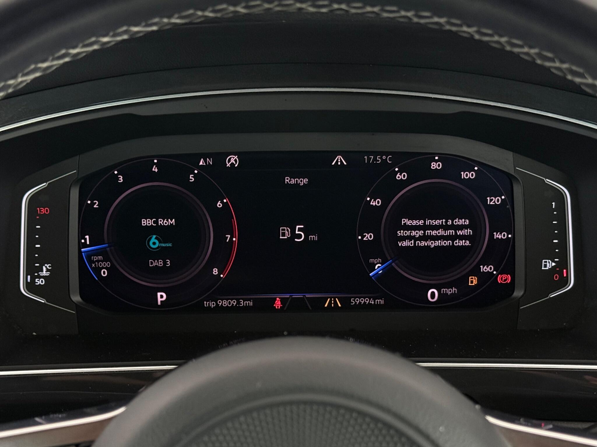 Volkswagen Tiguan view 16
