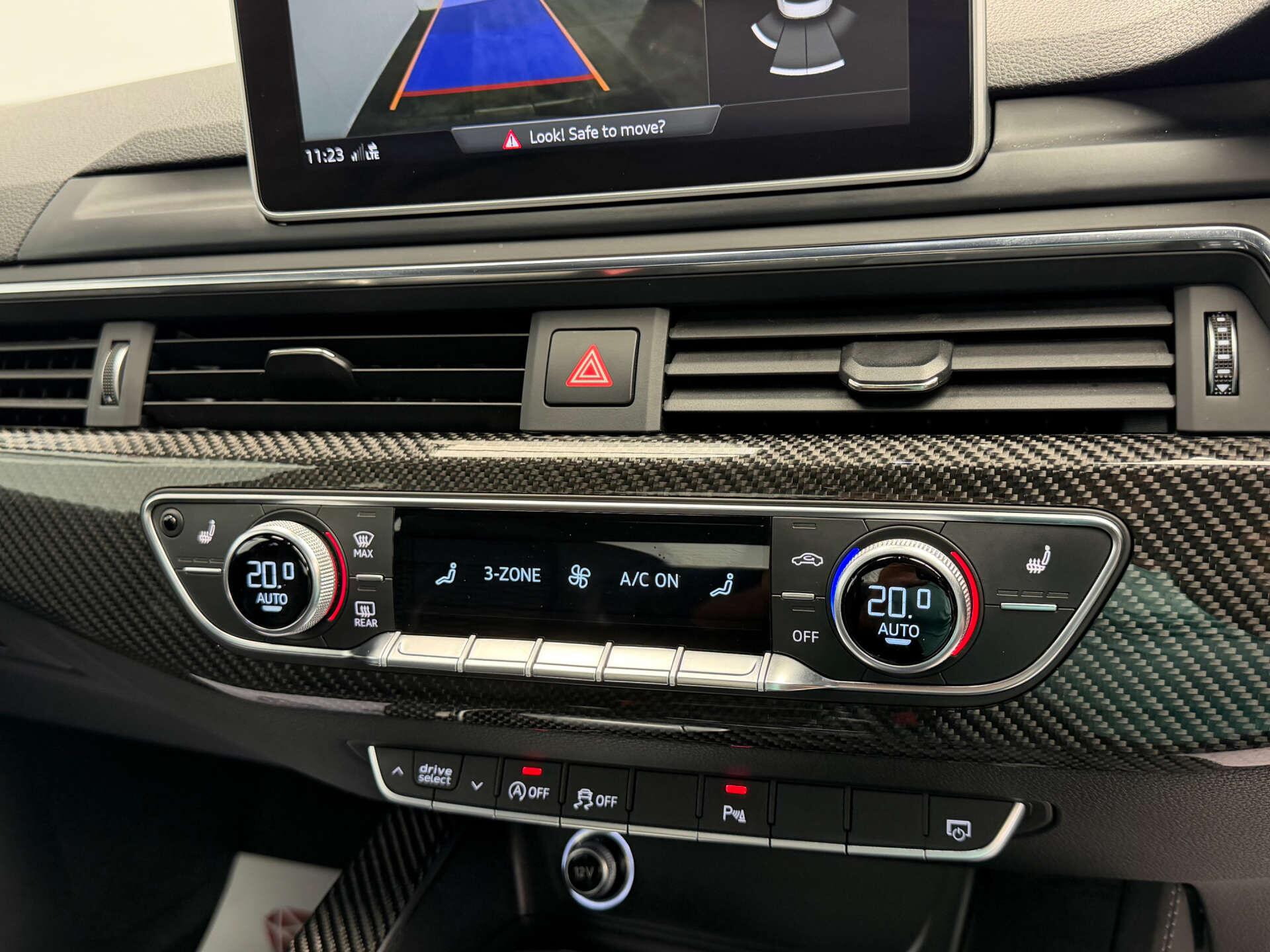 Audi RS5 view 9