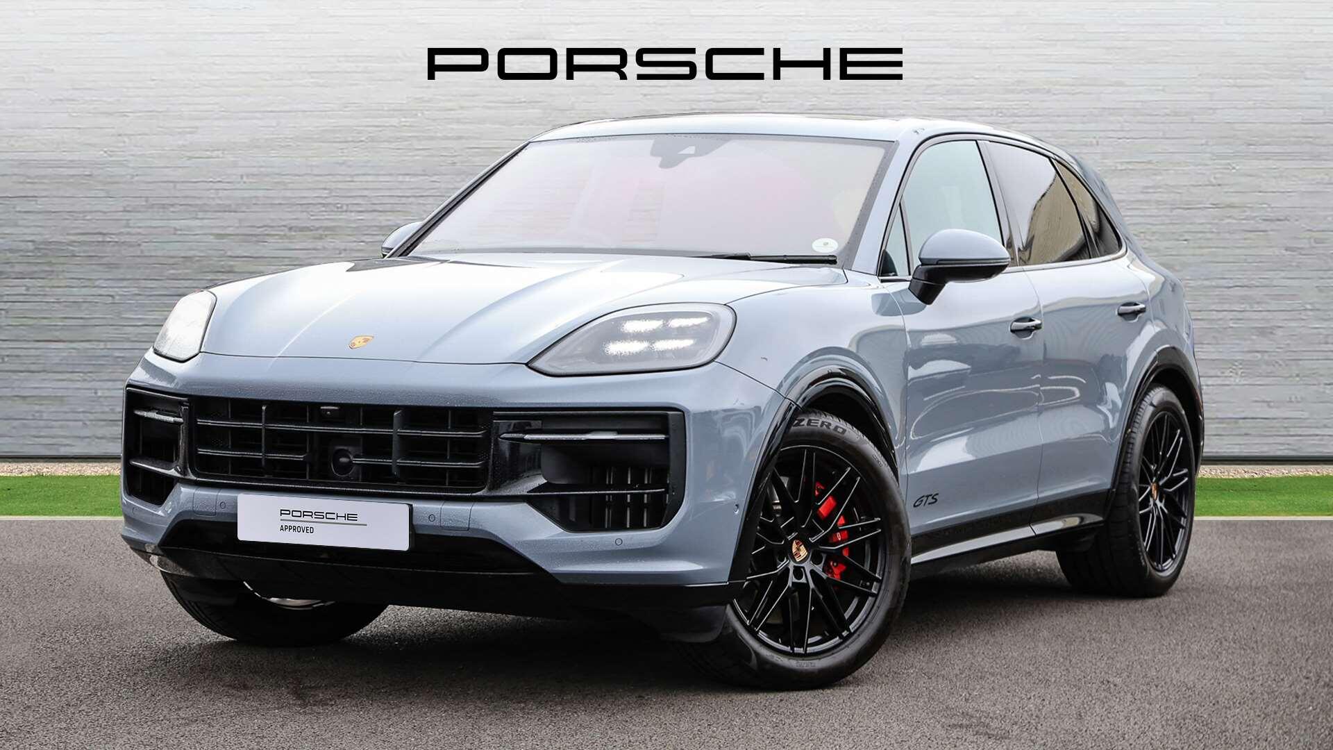 Porsche Cayenne view 2