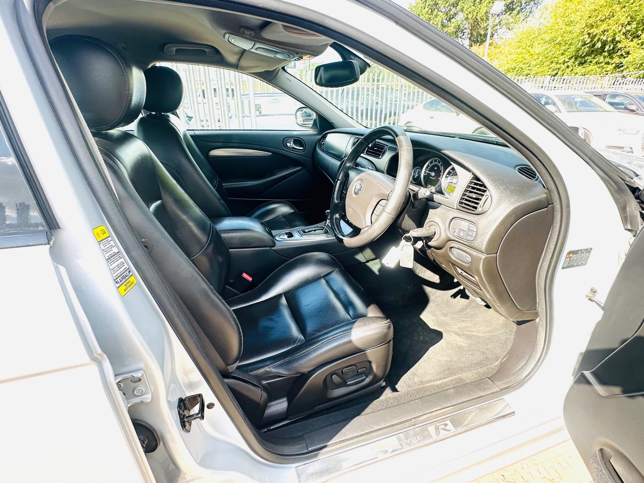 Jaguar S-Type view 17