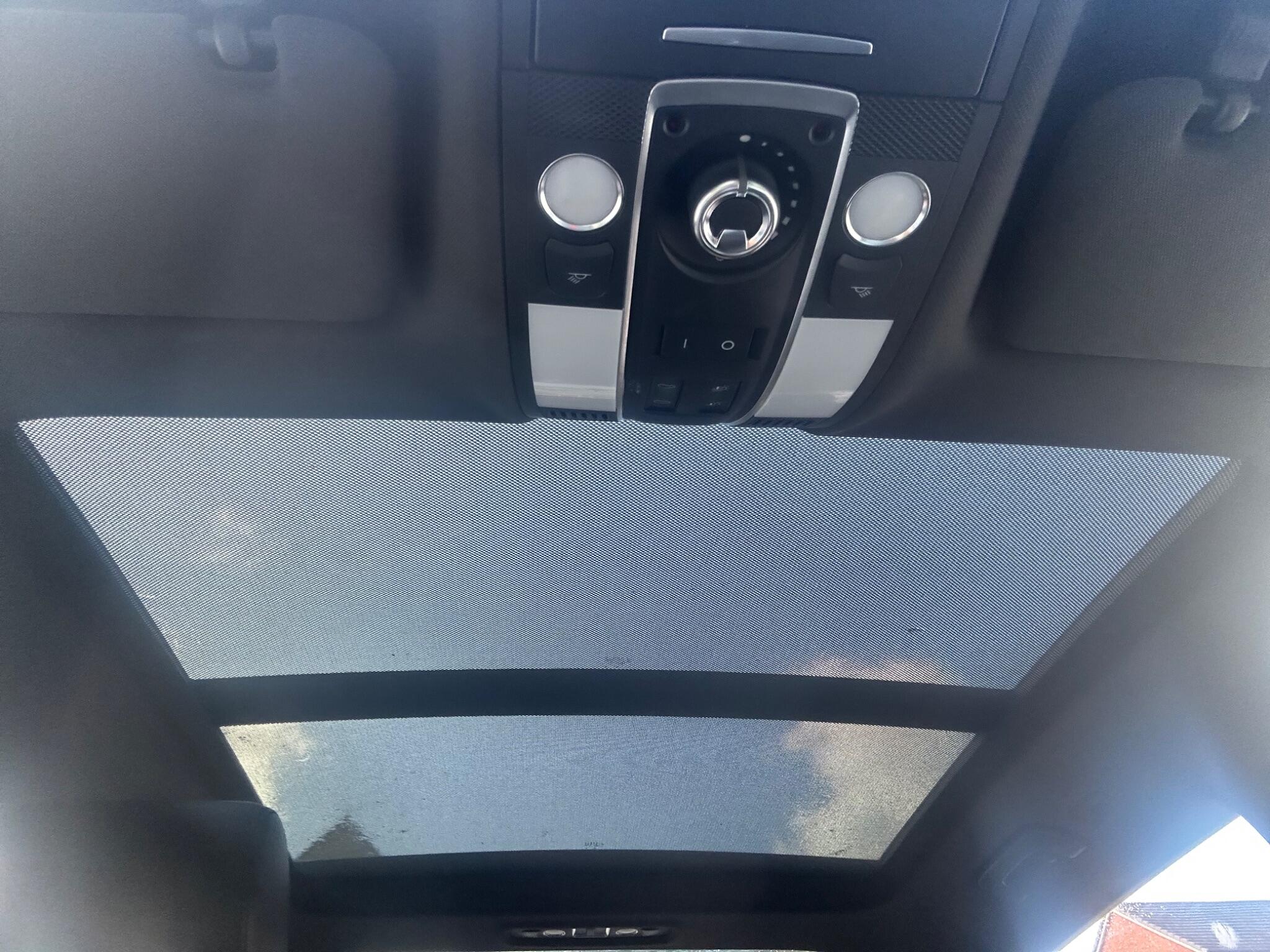 Audi Q7 view 39