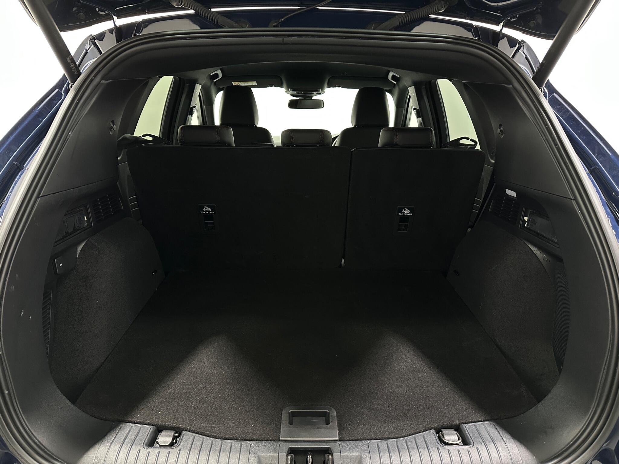 Ford Kuga view 48