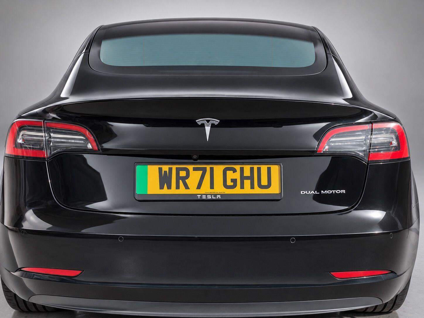 Tesla Model 3 view 12