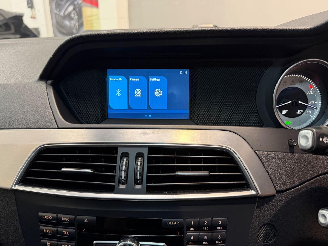 Mercedes-Benz C-Class view 20