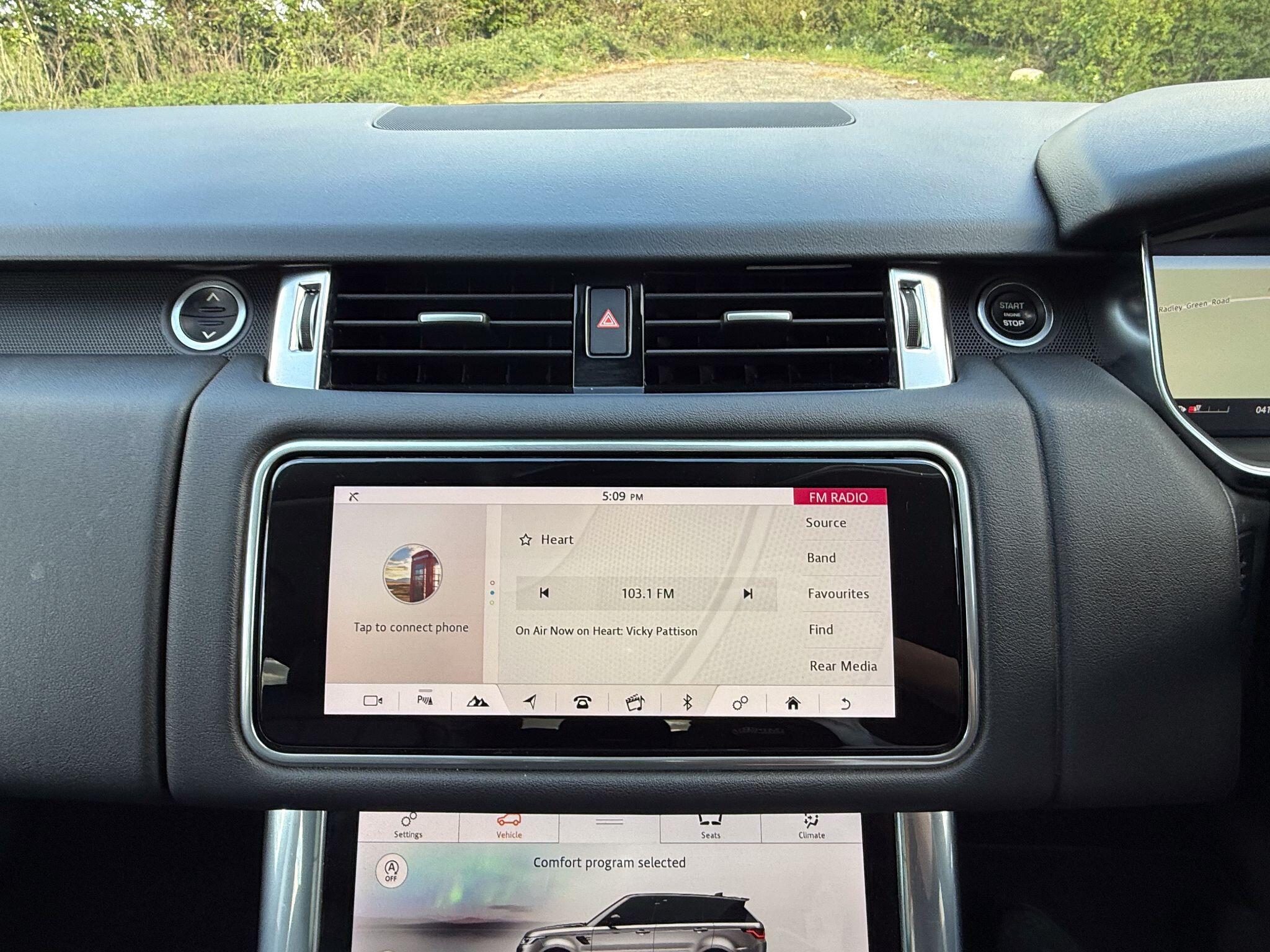Land Rover Range Rover Sport view 25