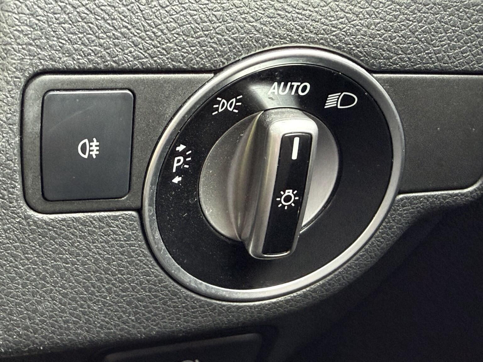 Mercedes-Benz A-Class view 31