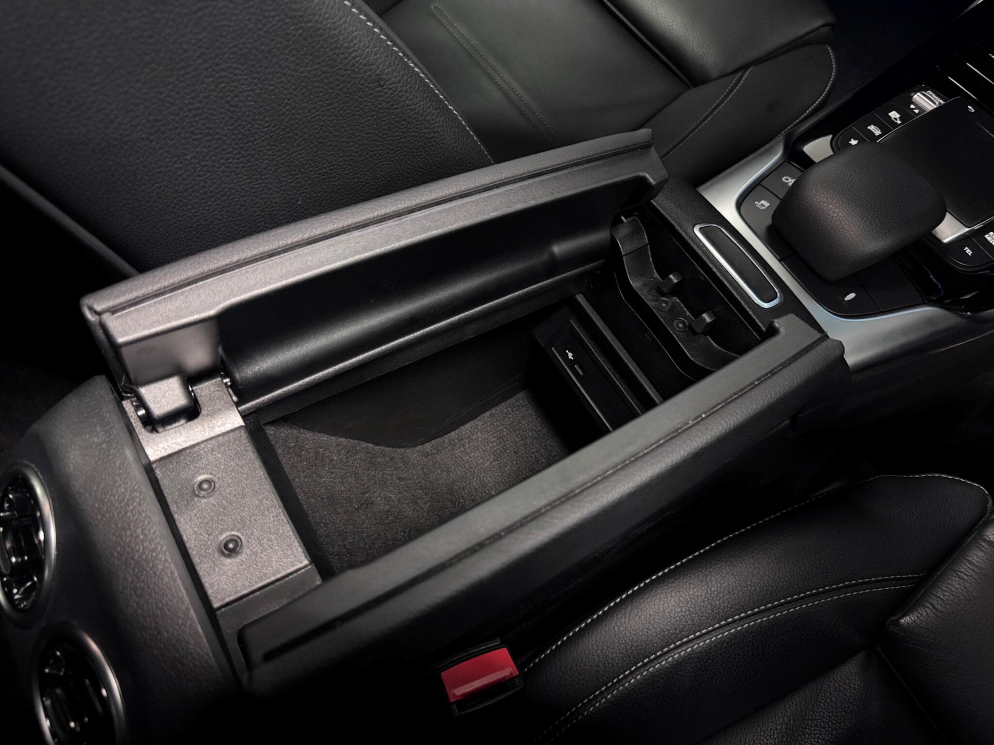 Mercedes-Benz Cla view 34