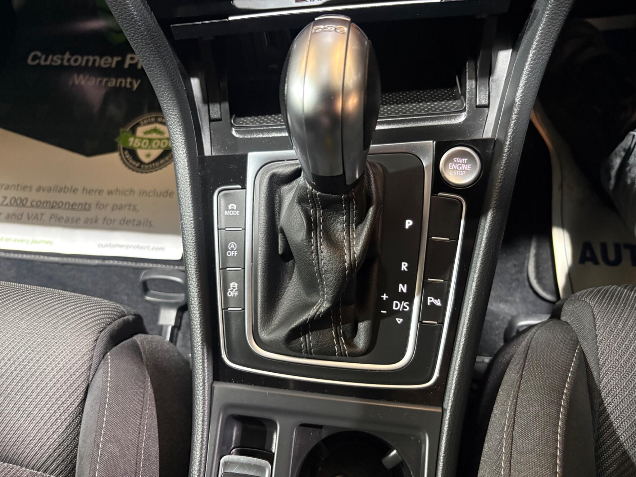 Volkswagen Golf view 18