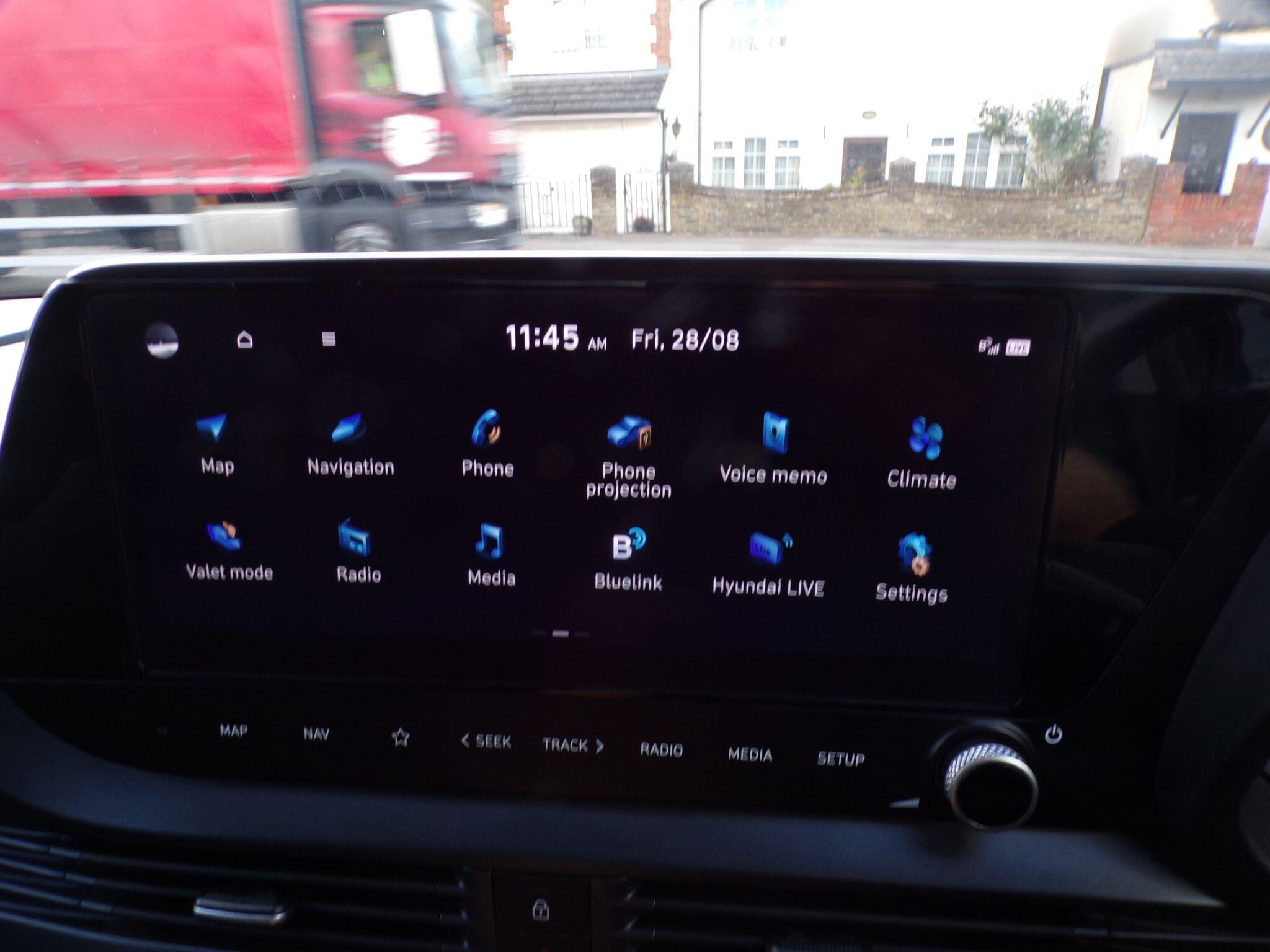 Hyundai I20 view 17