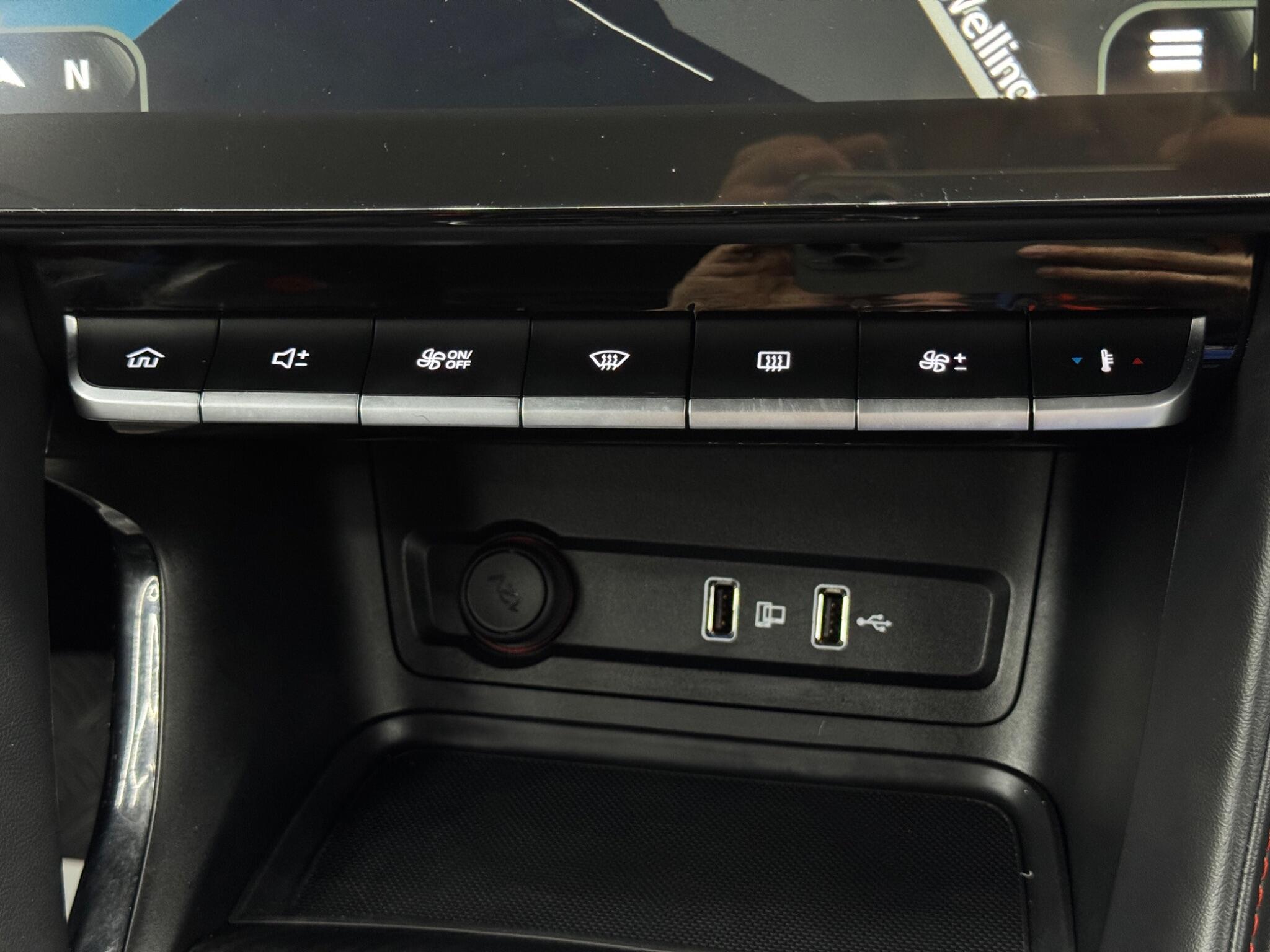 MG MG ZS view 29
