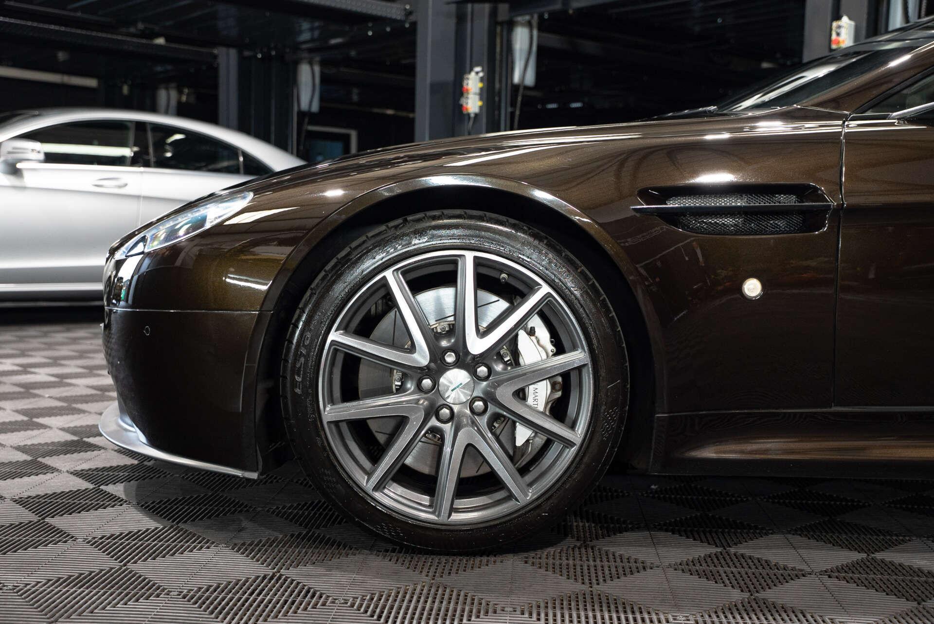 Aston Martin Vantage view 16