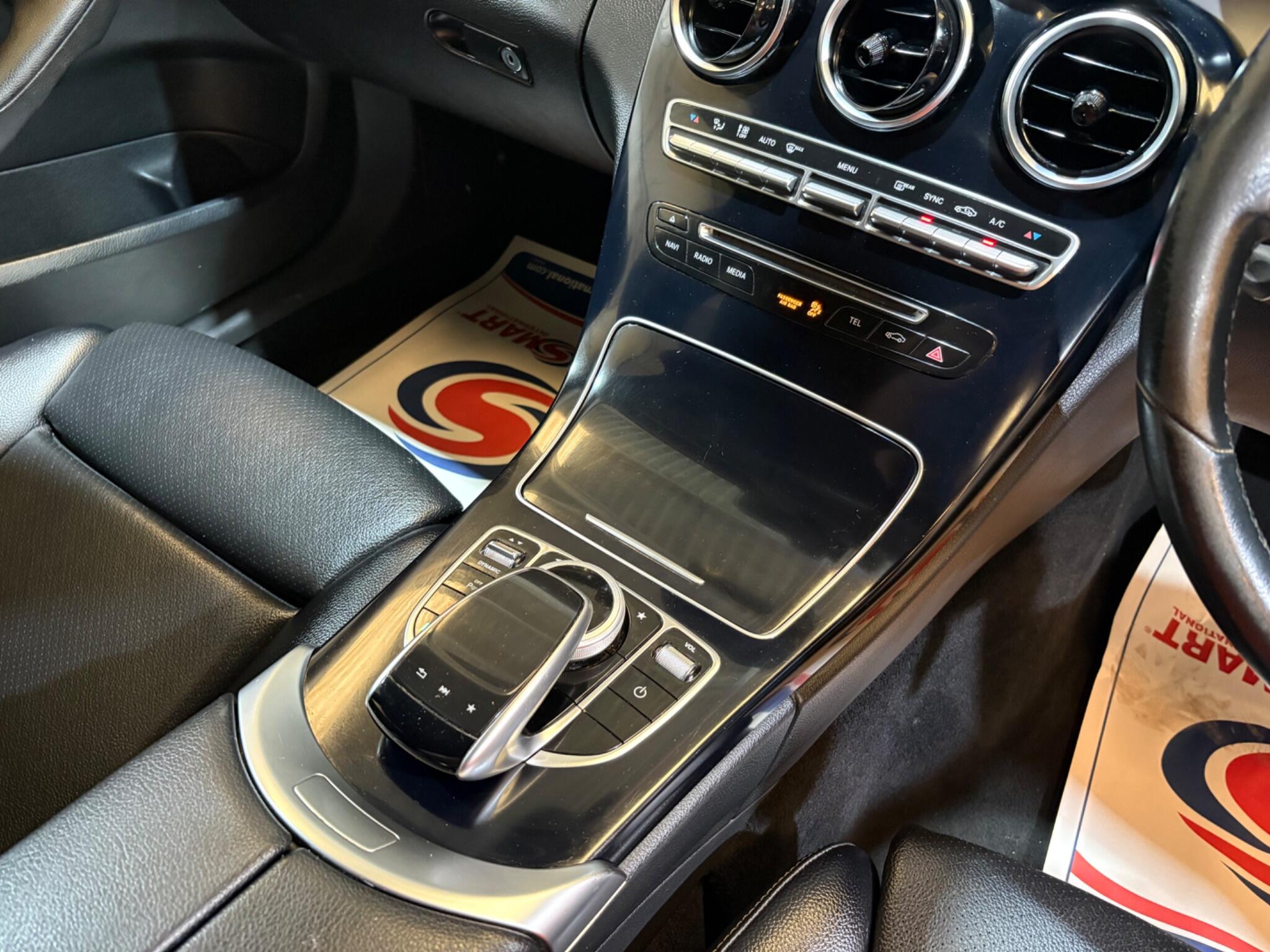 Mercedes-Benz C Class view 23