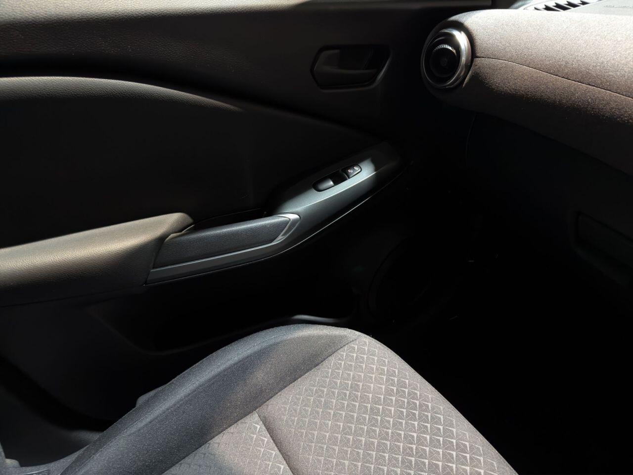 Nissan Juke view 11