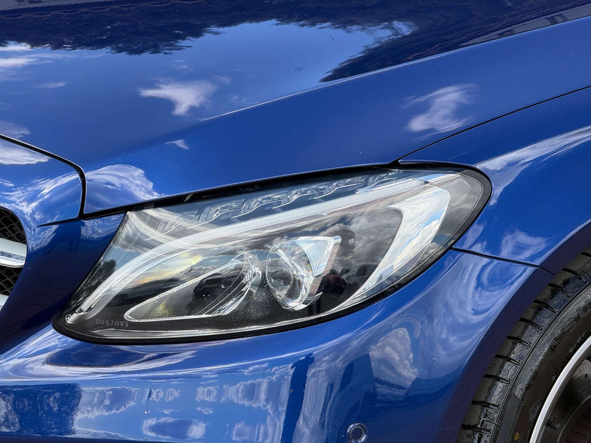 Mercedes-Benz C-Class view 5