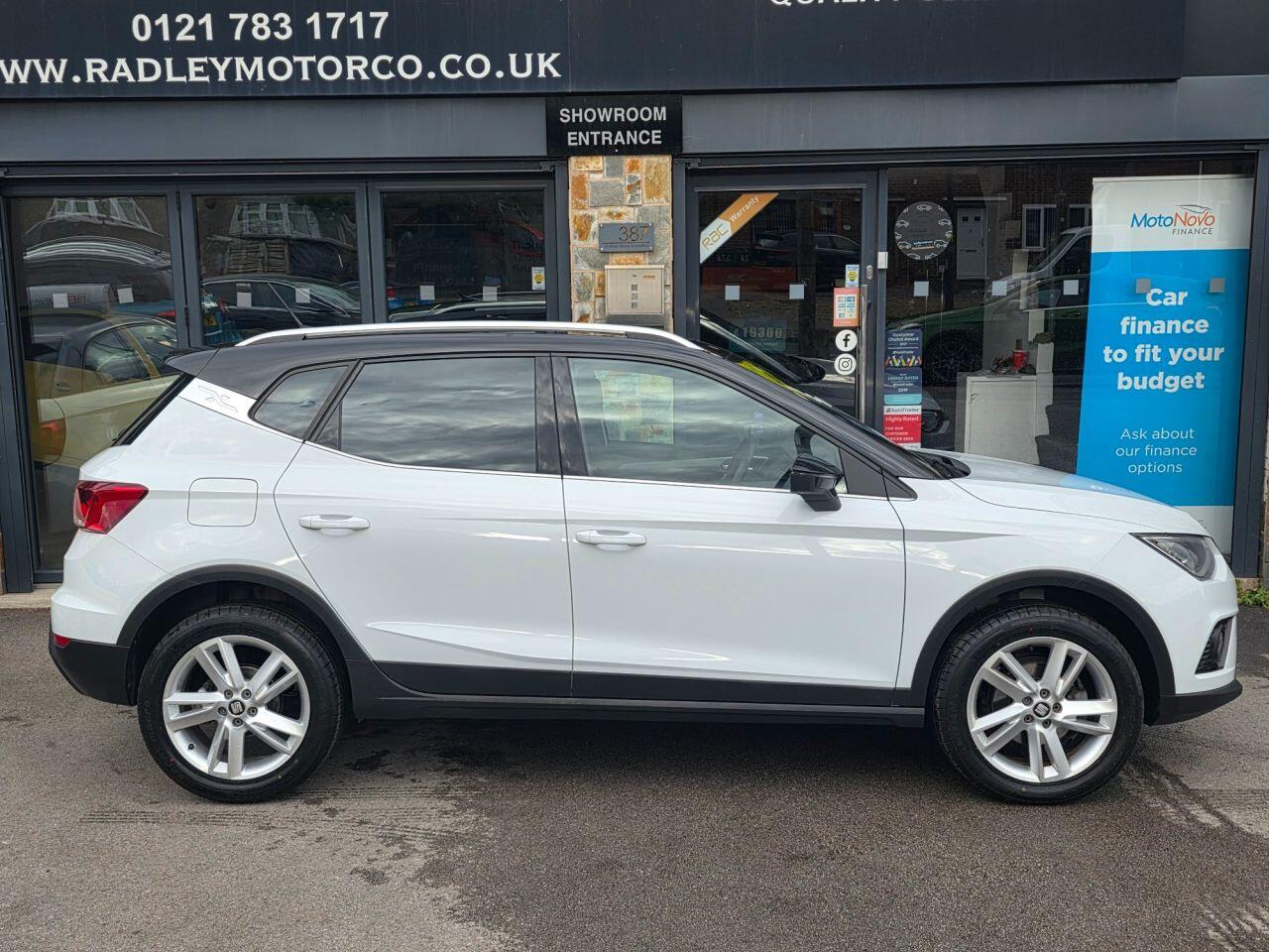Seat Arona view 5