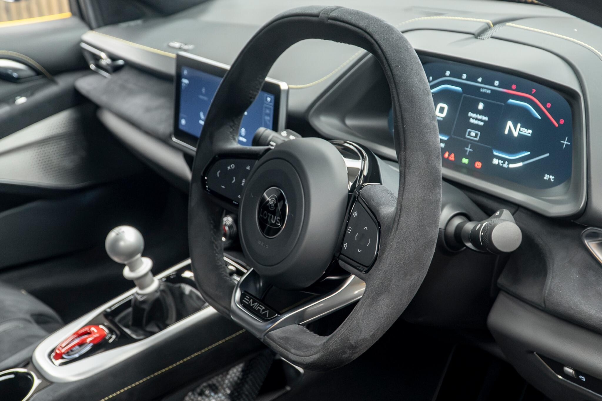 Lotus Emira view 27