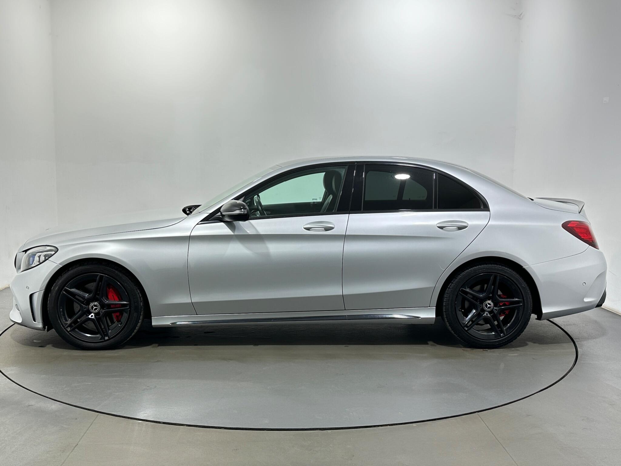 Mercedes-Benz C-Class view 5