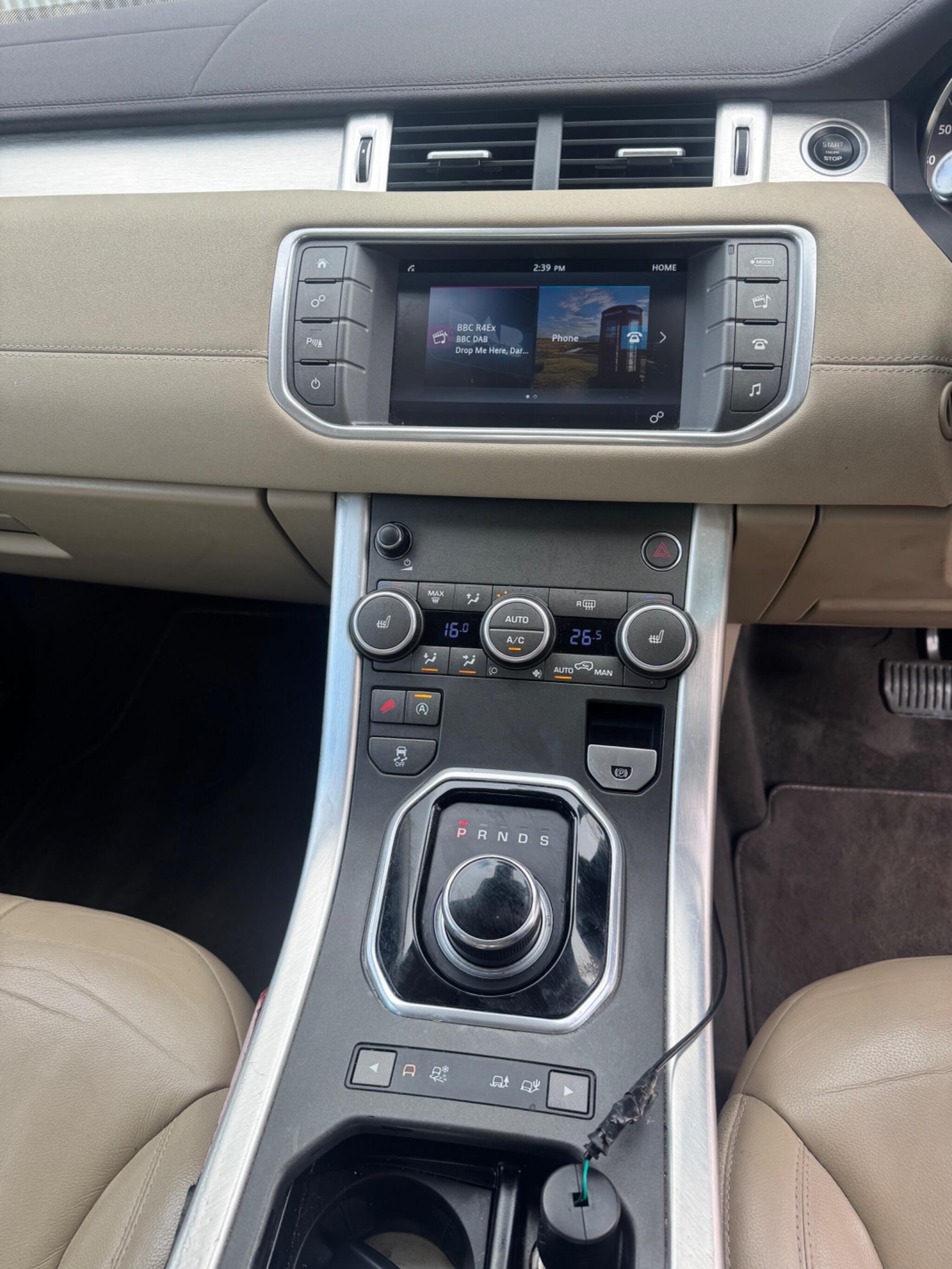 Land Rover Range Rover Evoque view 20