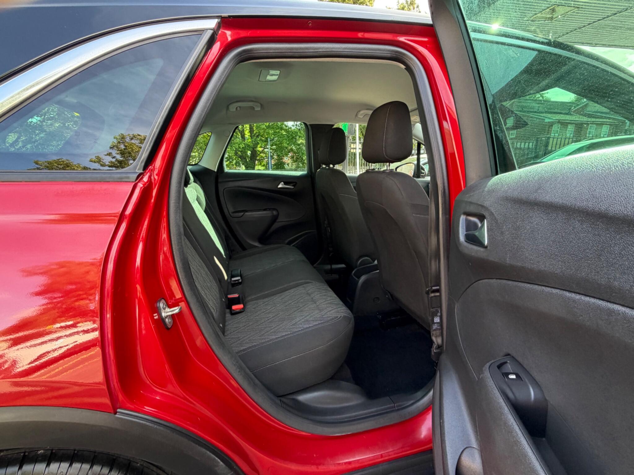 Vauxhall Crossland X view 47