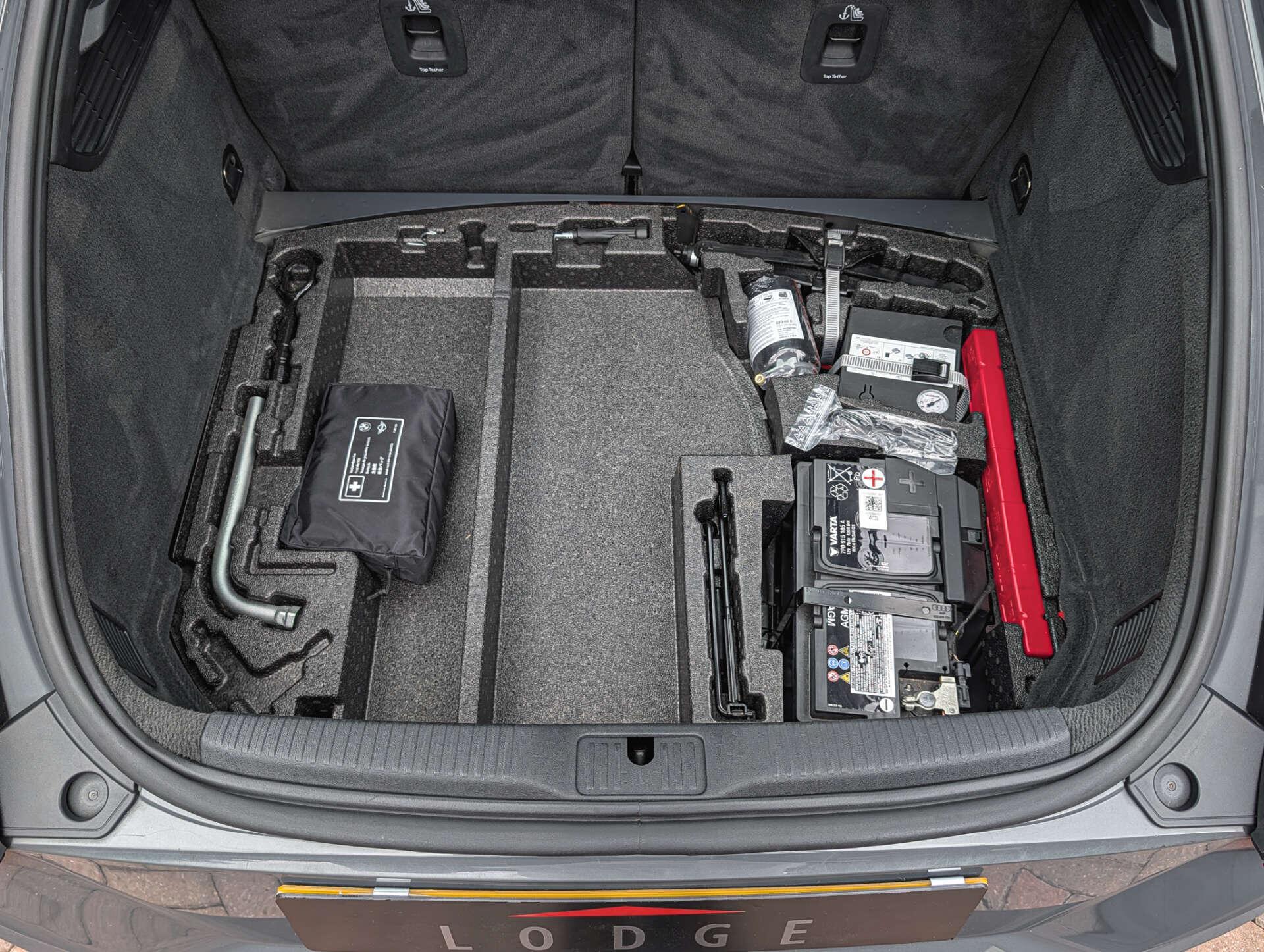 Audi TT view 44