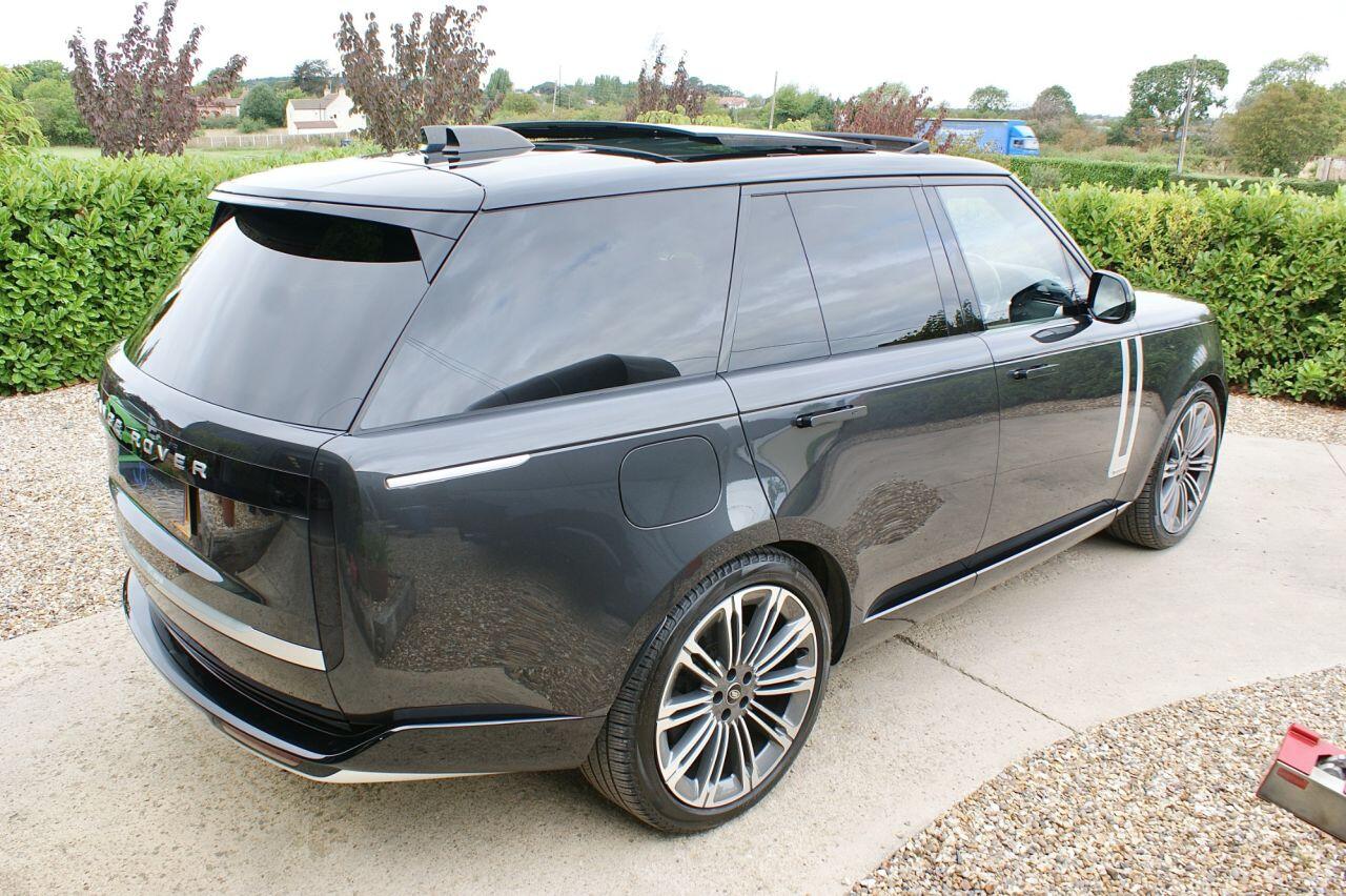 Land Rover Range Rover view 13