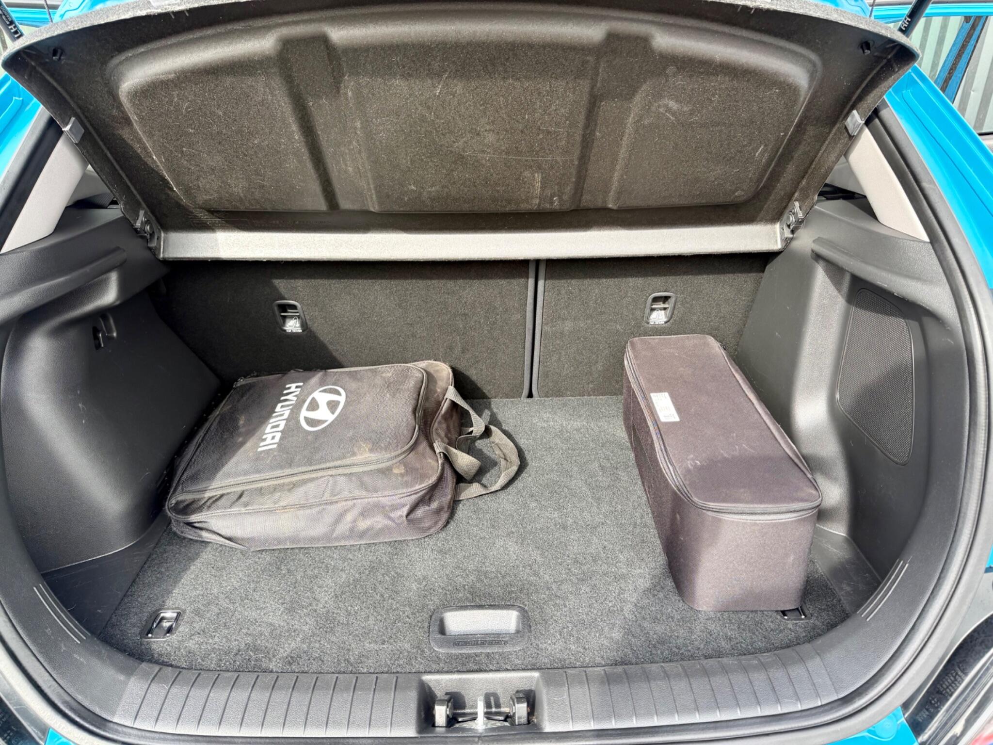 Hyundai Kona view 24