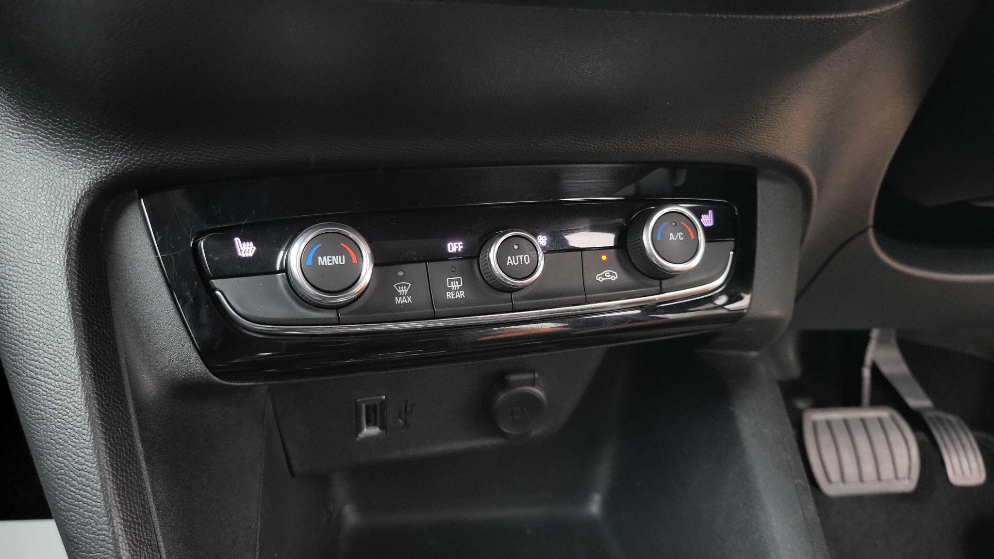 Vauxhall Corsa view 21