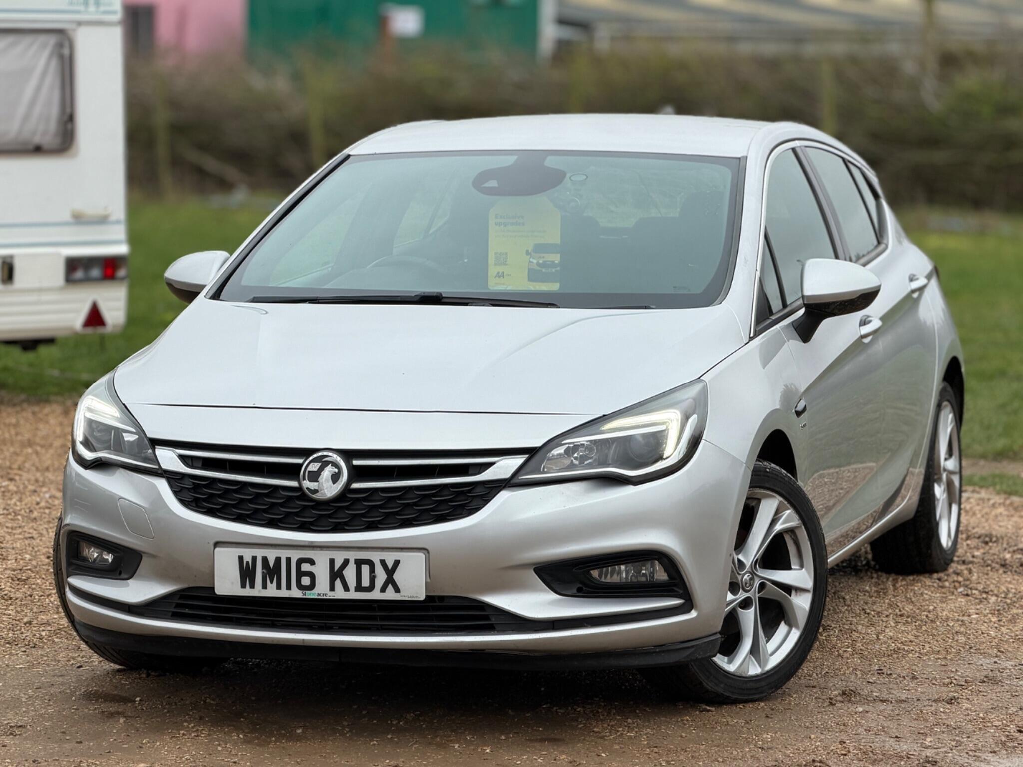 2016 Vauxhall Astra 1.0i Turbo ecoFLEX SRi Nav Euro 6 (s/s) 5dr image 3