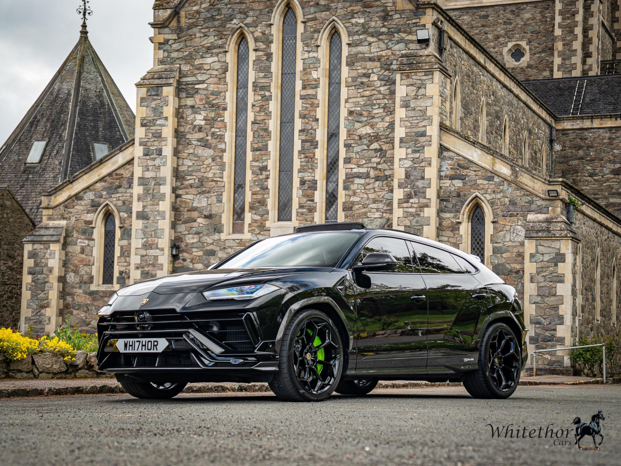 Lamborghini Urus view 46