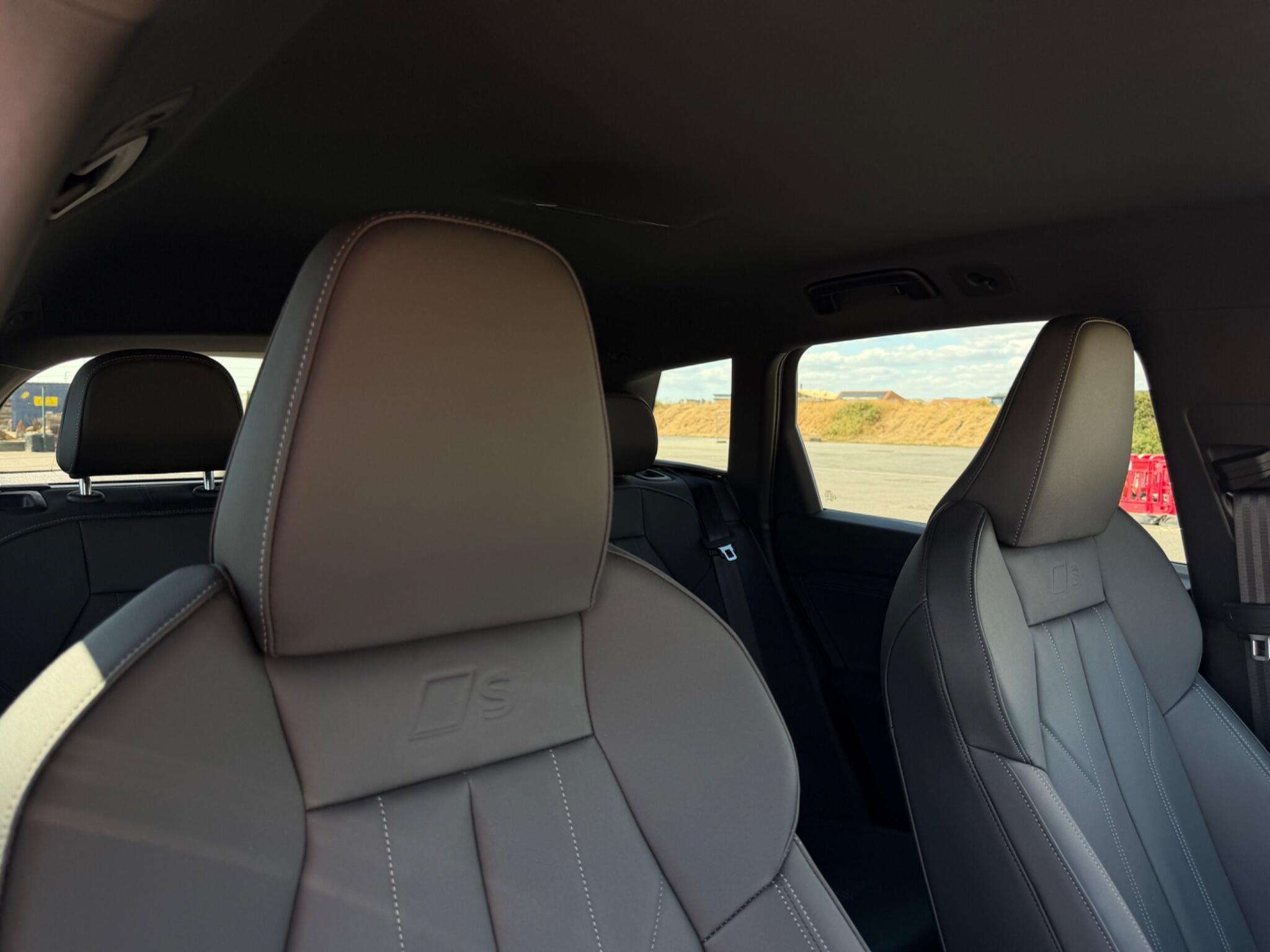 Audi E-Tron view 14