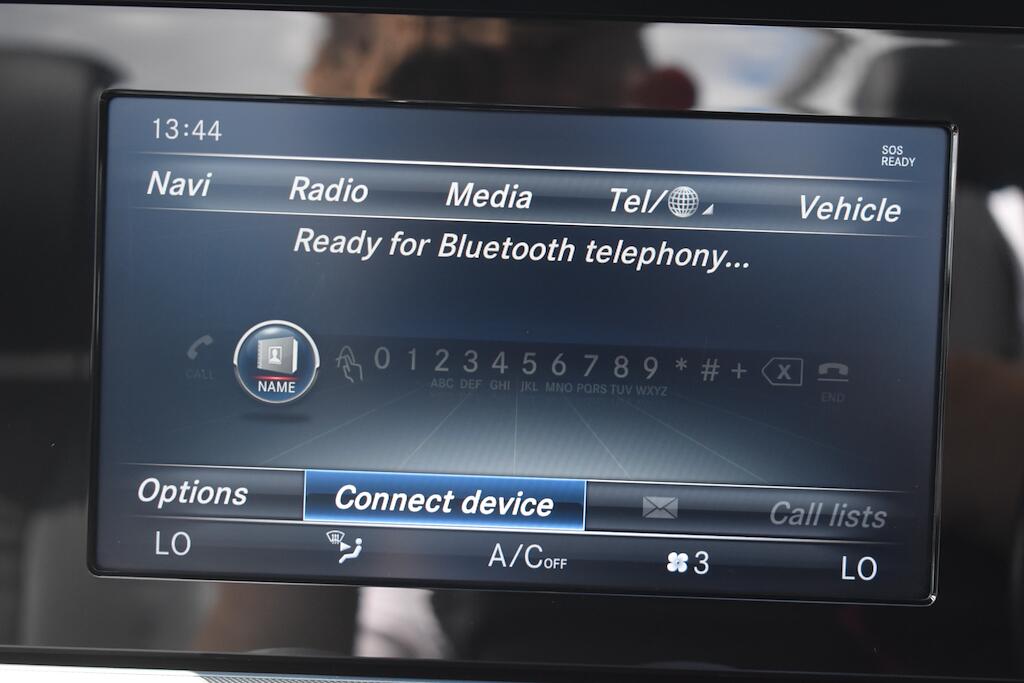 Mercedes-Benz E Class view 57