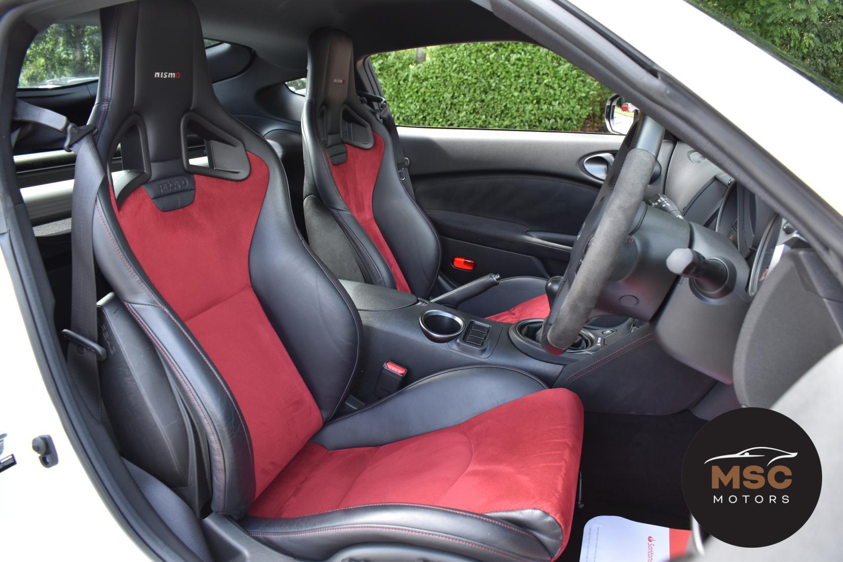 Nissan 370 Z view 40