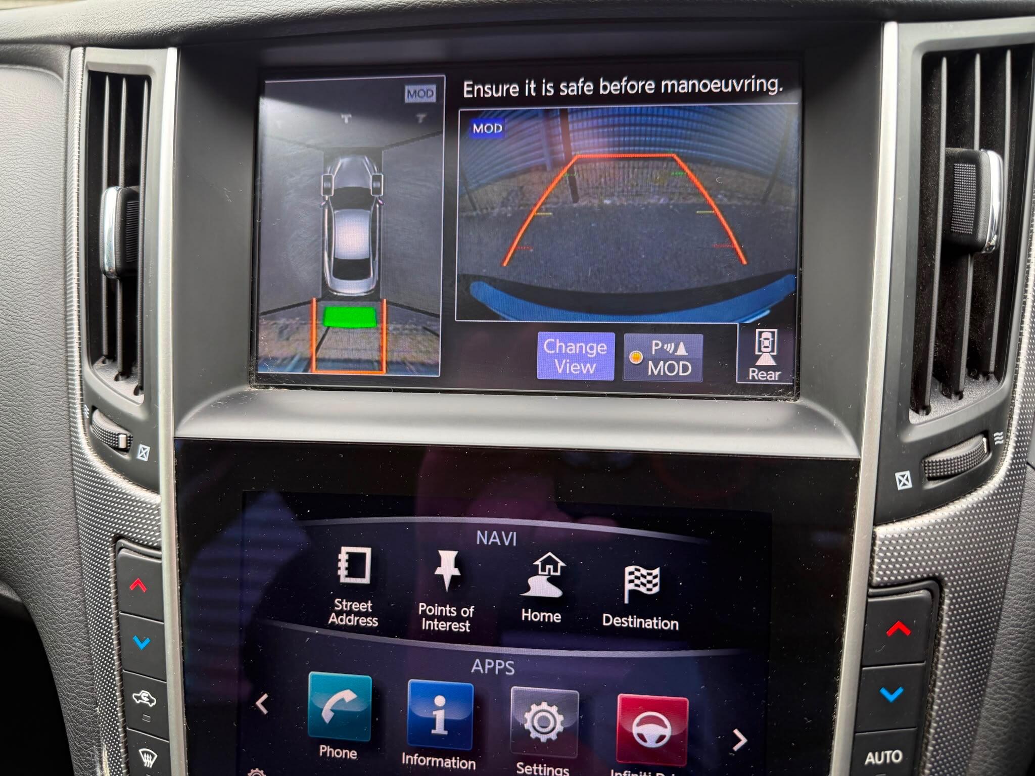 Infiniti Q50 view 14