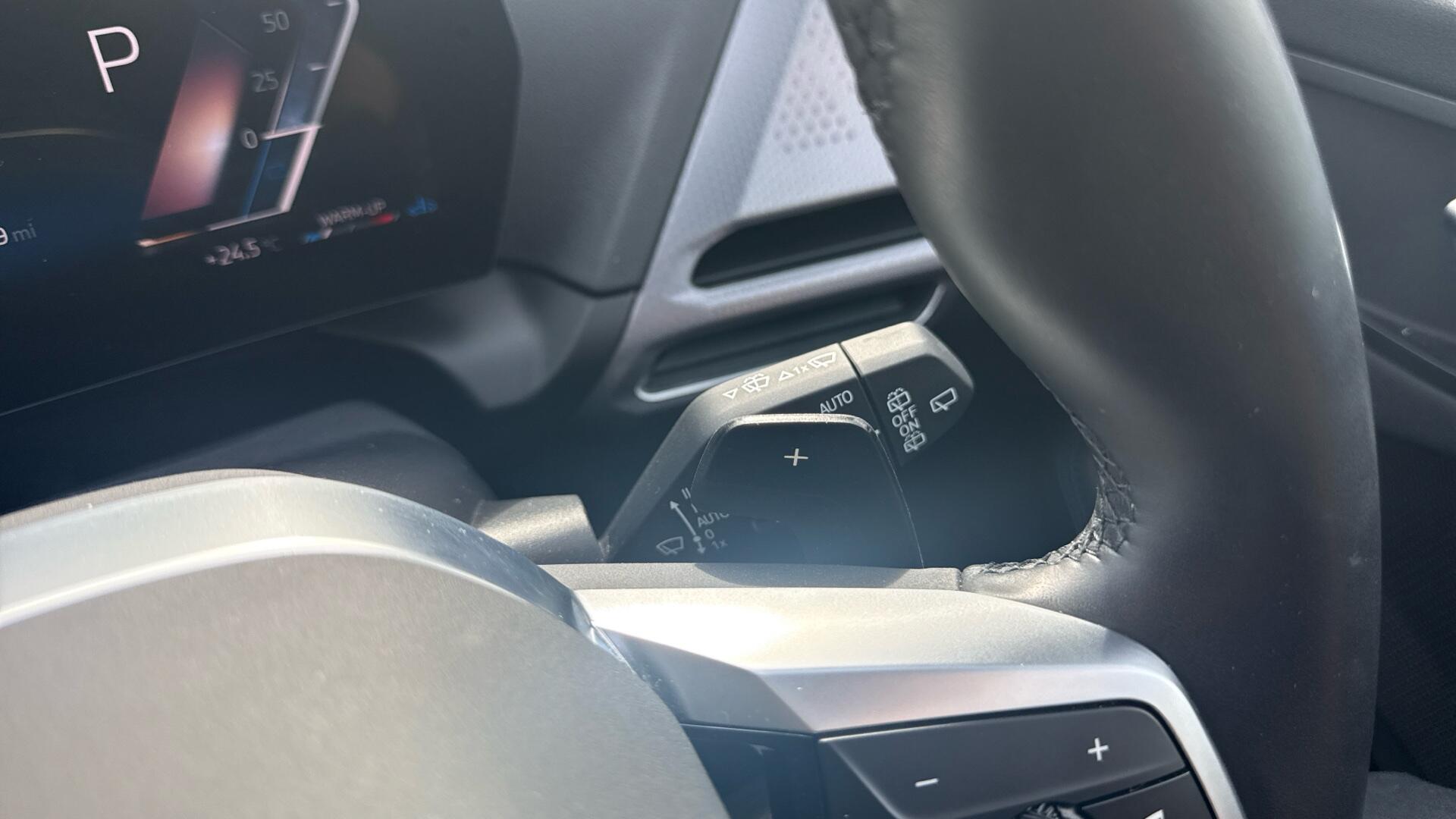 BMW 1 Series view 41