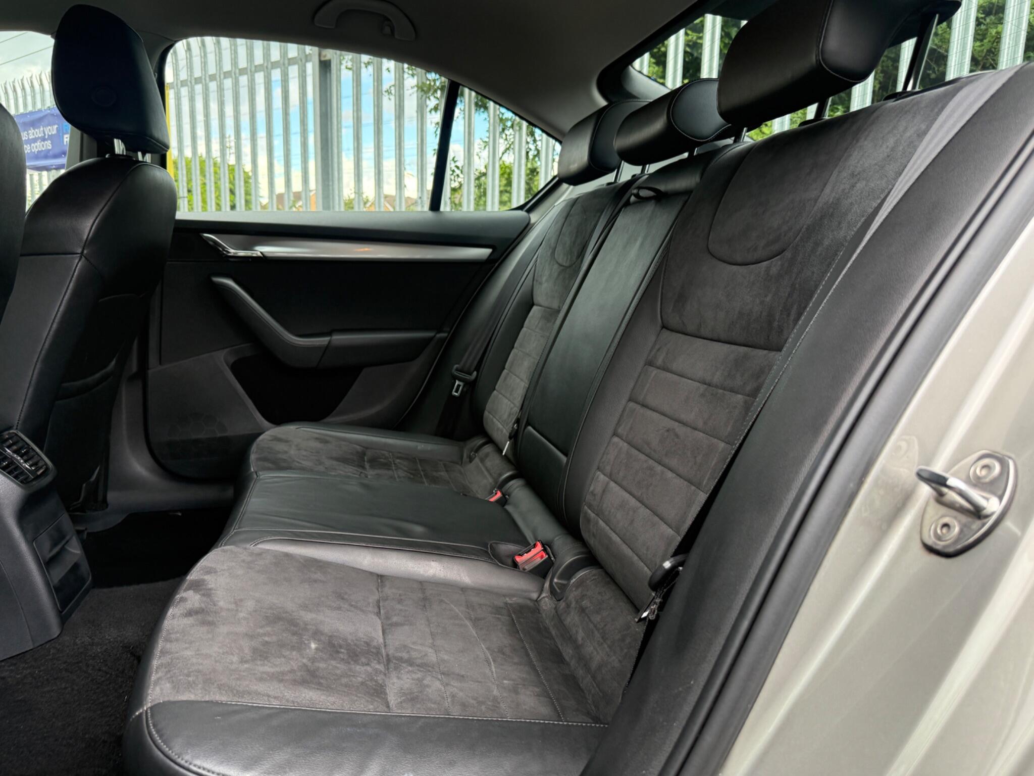 2014 Skoda Octavia image 26