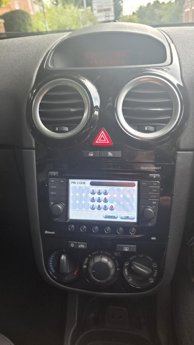 Vauxhall Corsa view 13