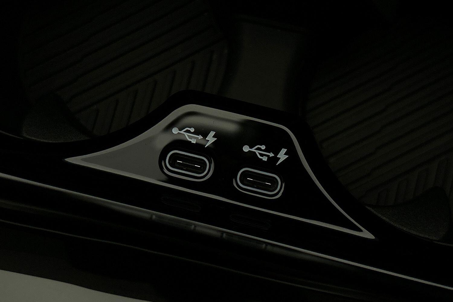 BMW M5 view 21