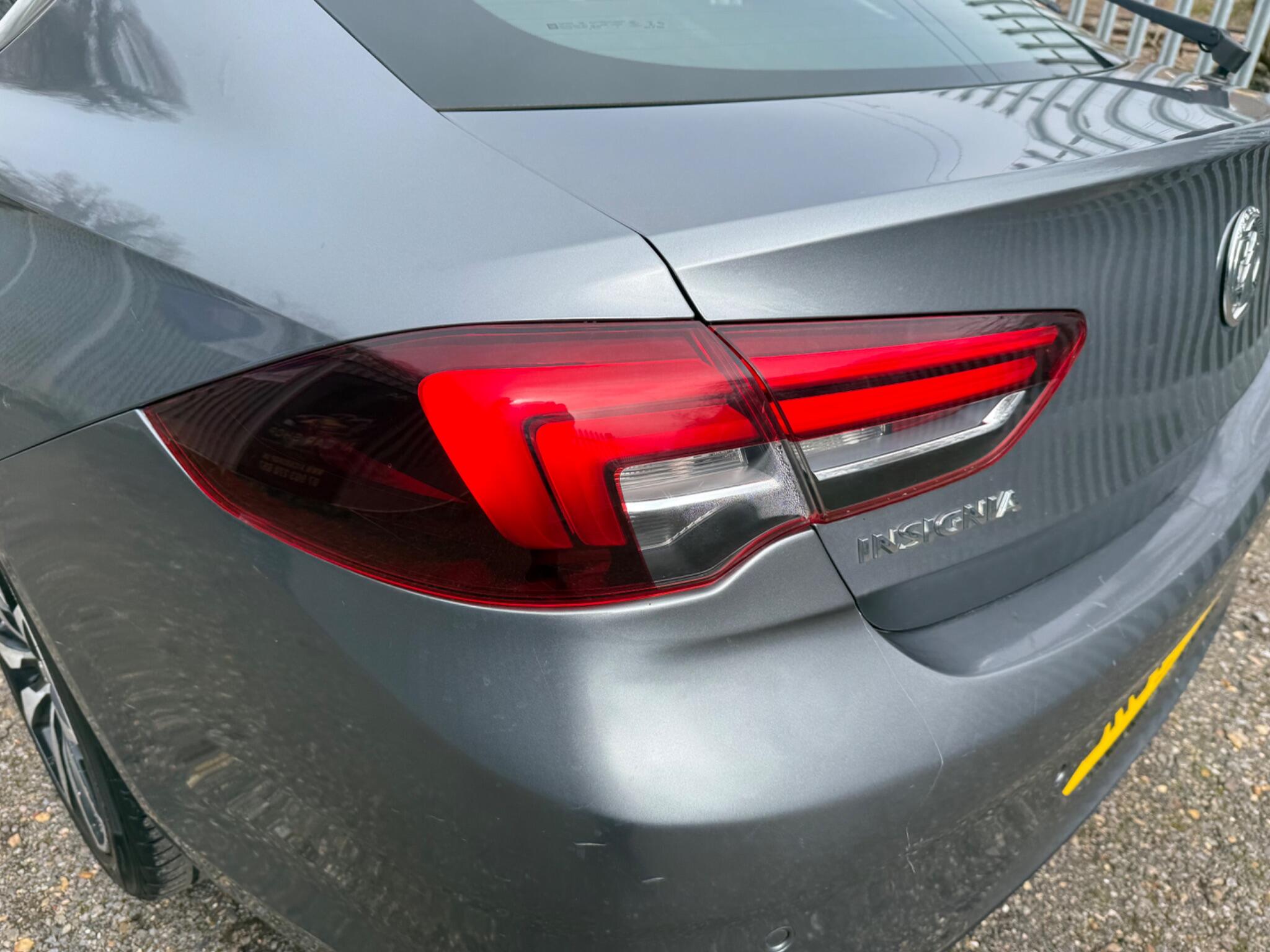 2017 Vauxhall Insignia image 36
