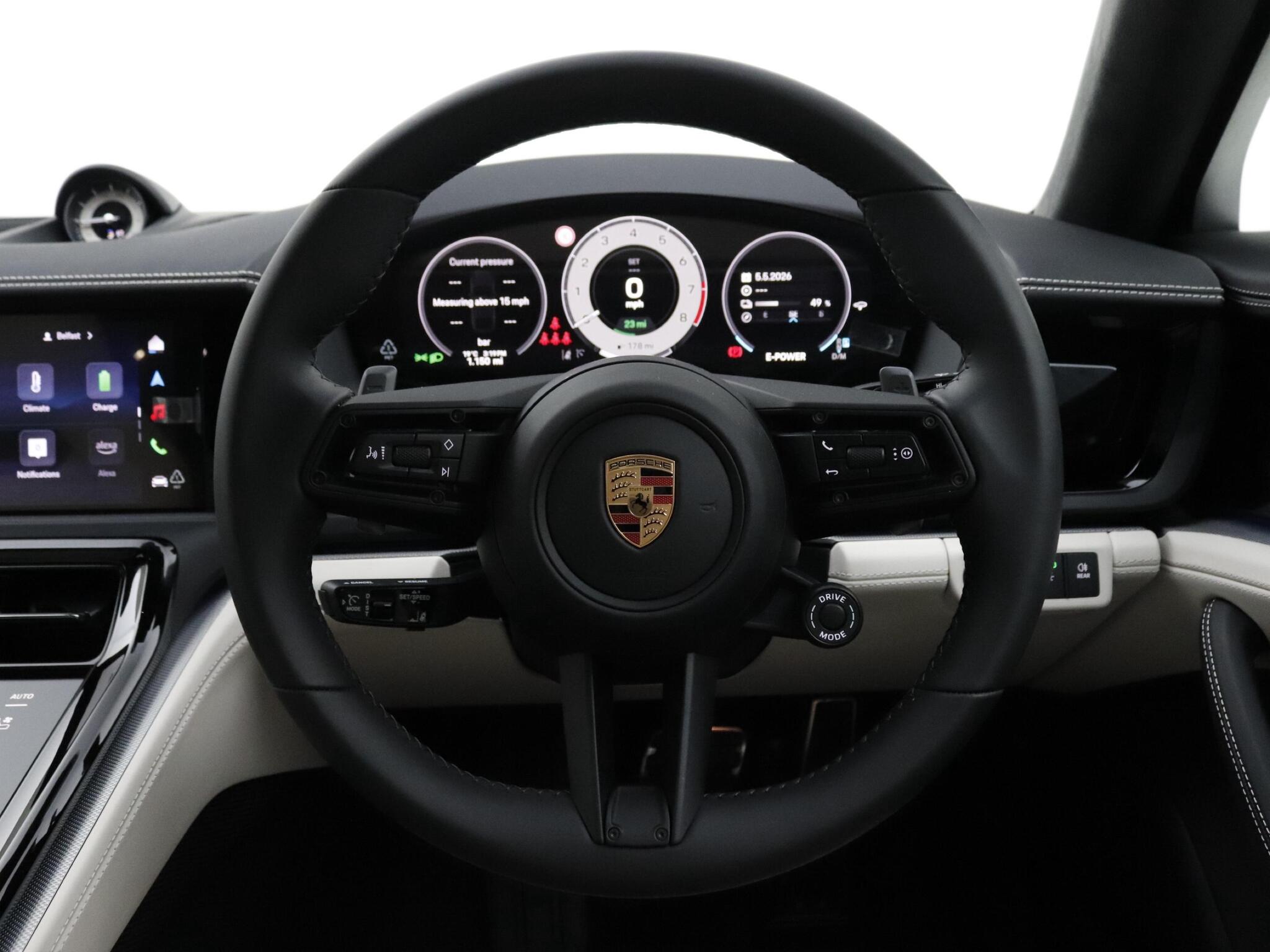 Porsche Panamera view 11