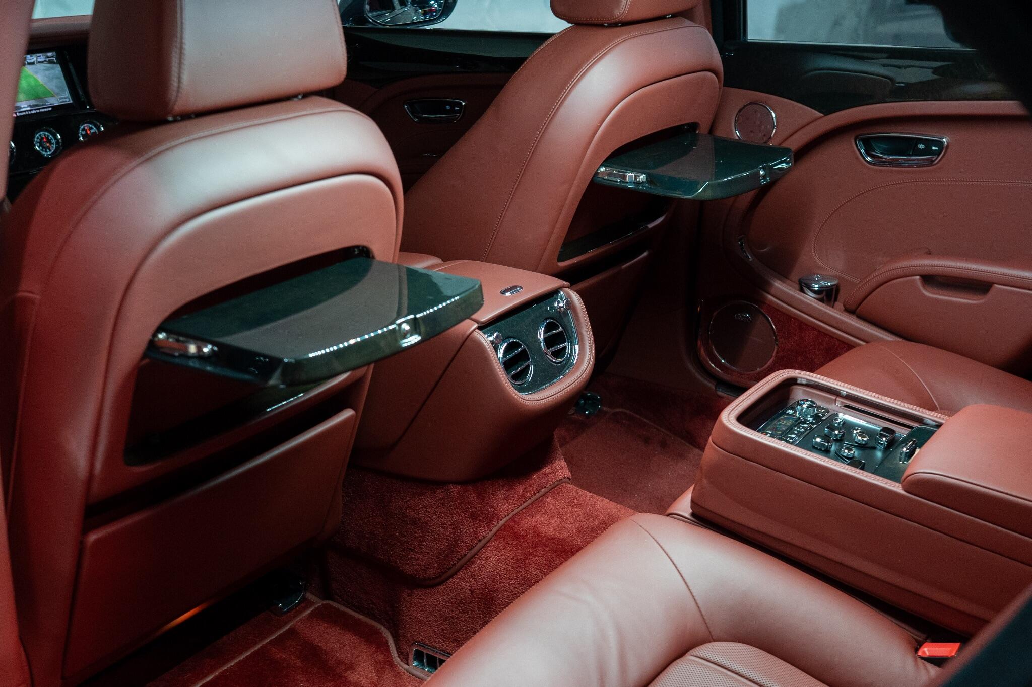 Bentley Mulsanne view 12