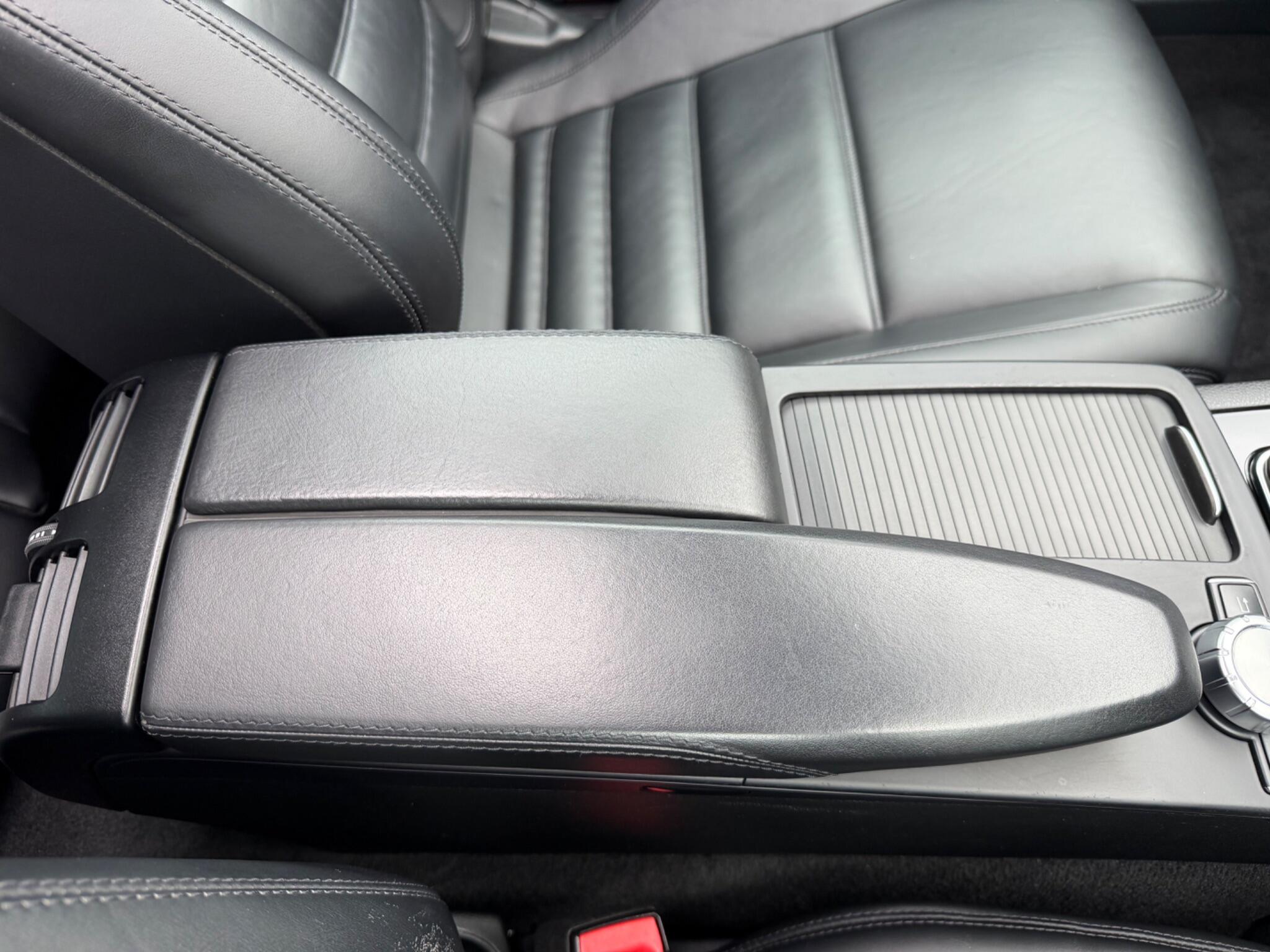 Mercedes-Benz C-Class view 46